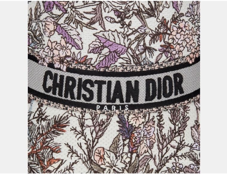 Dior o1w1db10325 Size: OS / 42AOS92 Bucket Hat / Cap Size ONE SIZE - 5 Thumbnail