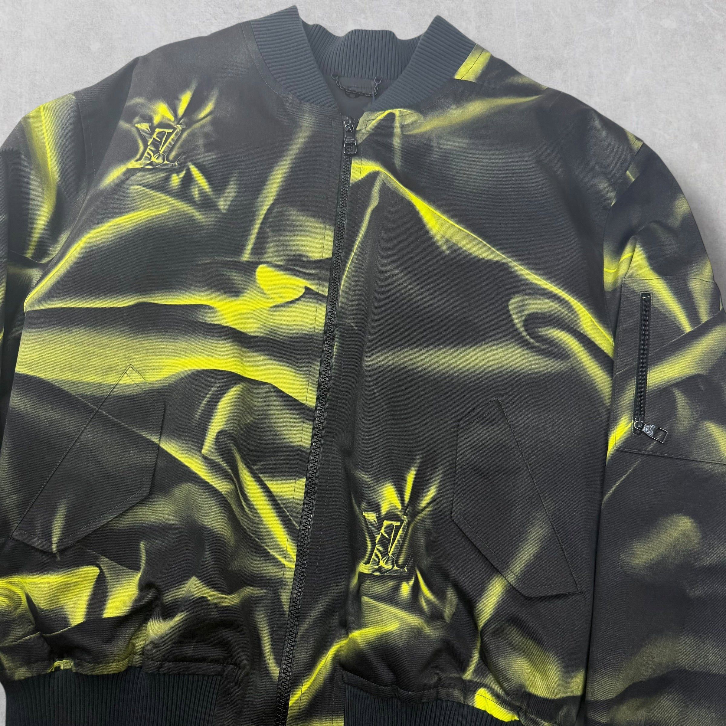 Louis Vuitton Louis Vuitton LV Dune Logo Bomber Jacket 56 (XXL) Size US XXL / EU 58 / 5 - 4 Thumbnail