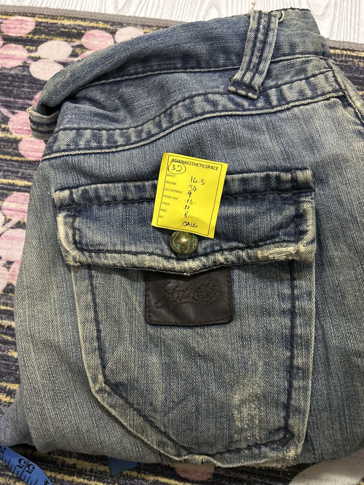 Le Grande Bleu (L.G.B.) Vintage Flare Stitch’s Tailored Denim Japan Uroboro Dirty Size US 32 / EU 48 - 19 Thumbnail