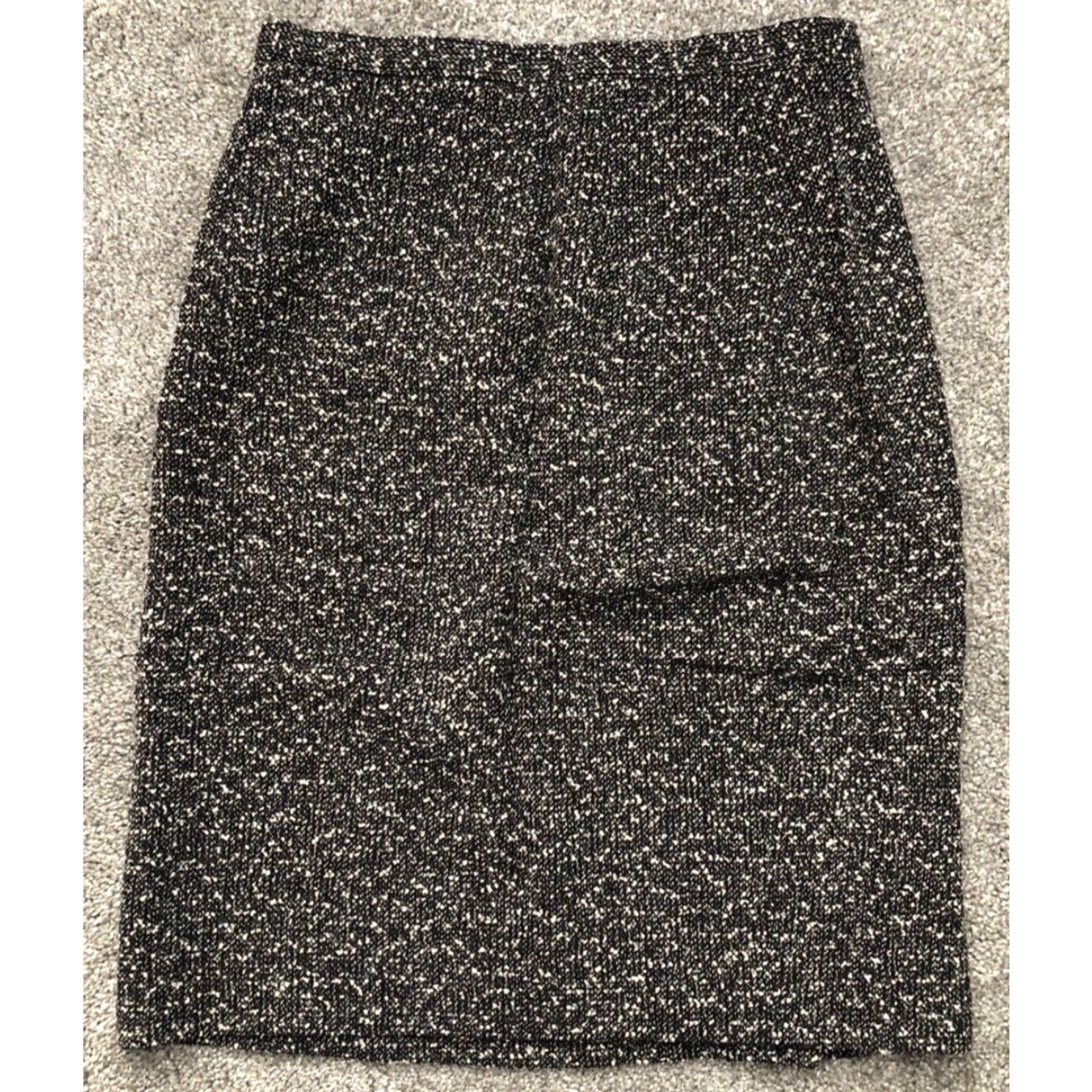 Anne Klein Anne Klein II Skirt Women’s Size 10 Black White Multicolor Wool Knee Length Zip Hipster 90s Preppy Work Casual Formal Size 32" / US 10 / IT 46 - 2 Thumbnail