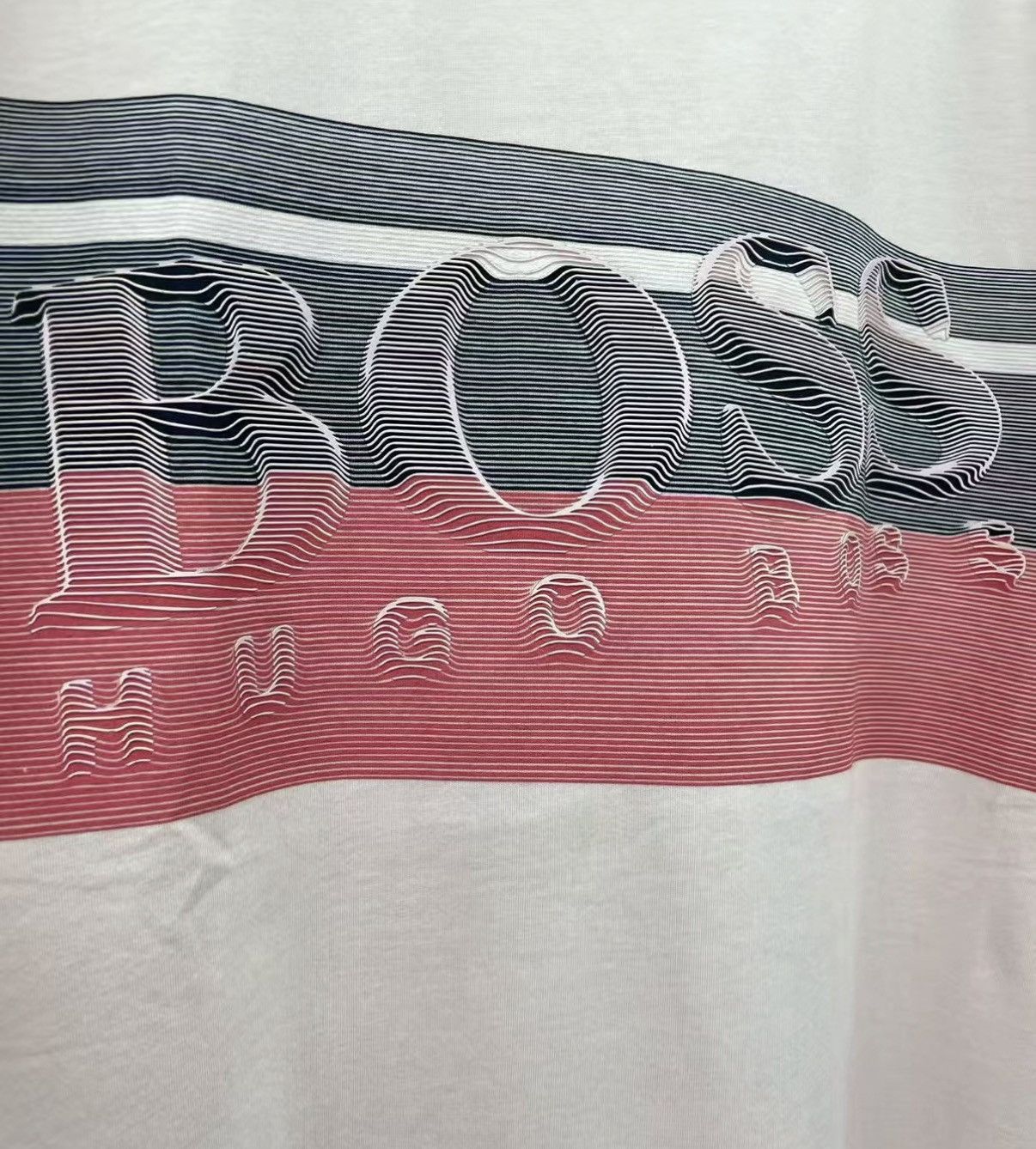 Hugo Boss HUGO BOSS 100% Cotton Embroidered Short Sleeve T-shirt J30 Size US S / EU 44-46 / 1 - 2 Thumbnail