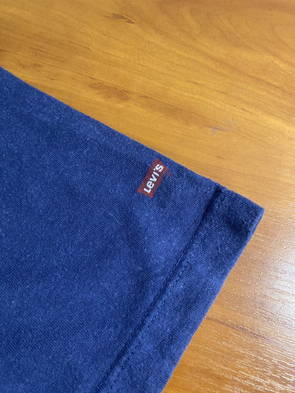 Levi's Vintage Clothing Vintage 90s Levi’s strauss co USA L size blank basic tee Size US L / EU 52-54 / 3 - 6 Thumbnail