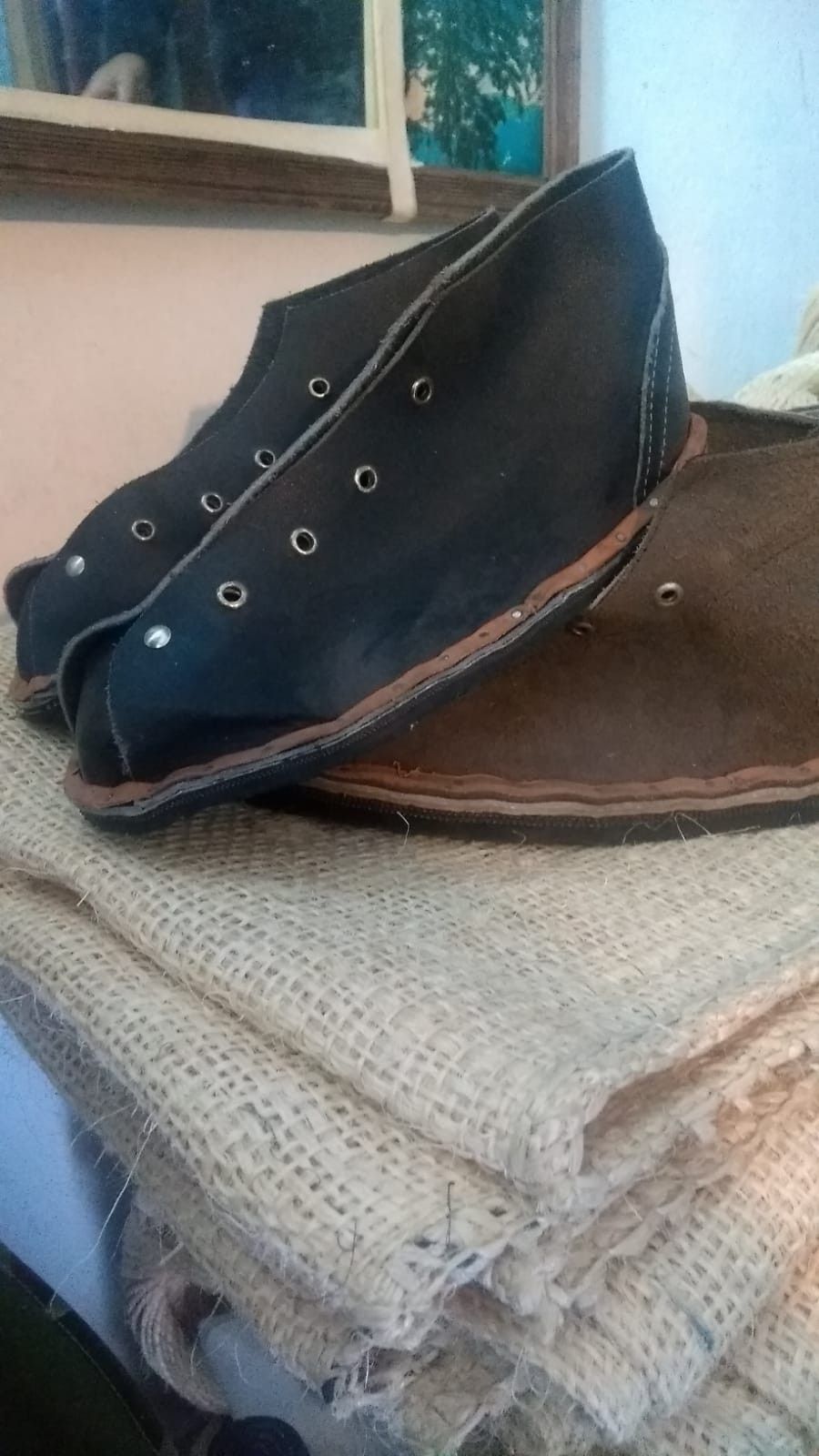 Other Artisan Mexican handmade leather shoes with tire soles Size US 9.5 / EU 42-43 - 2 Thumbnail