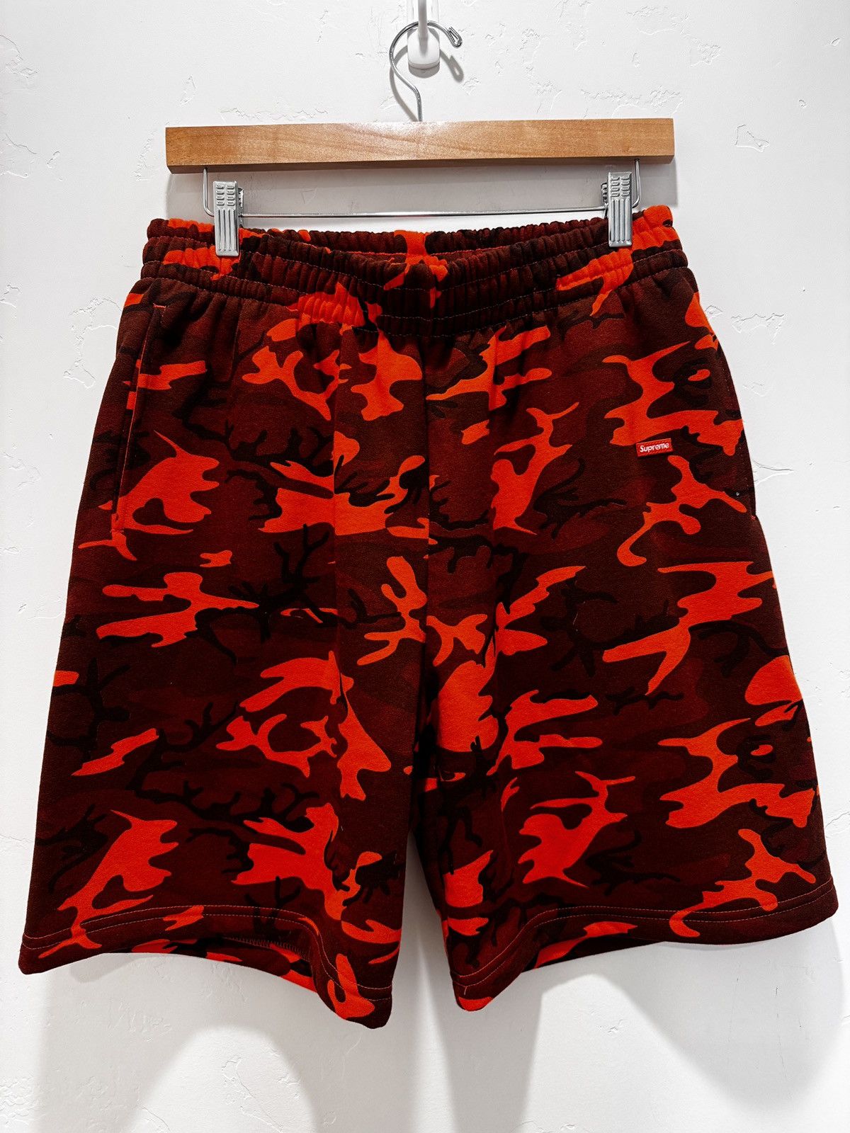 Supreme Supreme Woodland Camo Sweatshorts Size US 30 / EU 46 - 1 Thumbnail