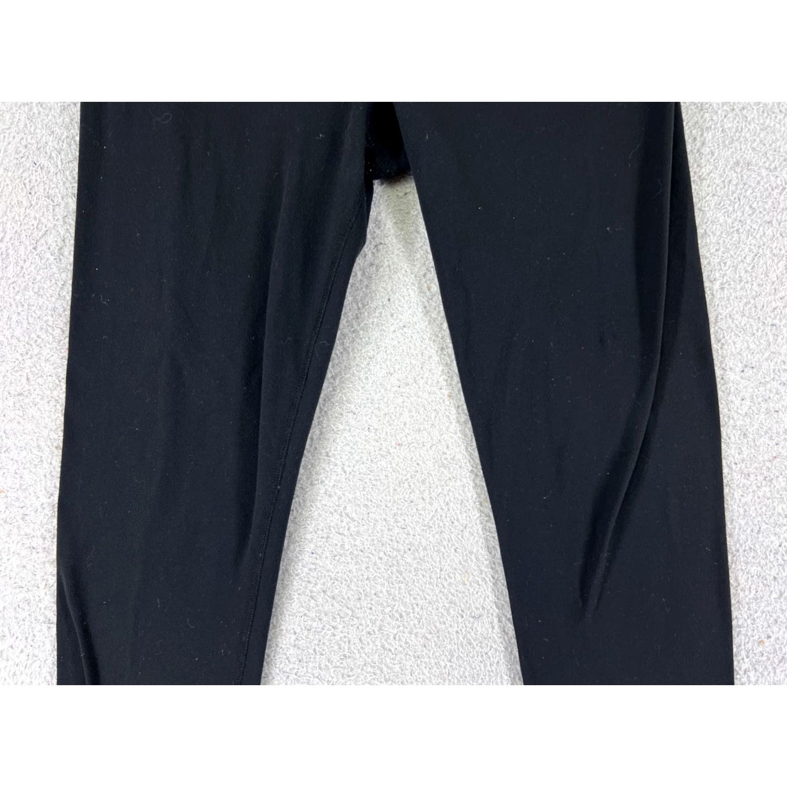 Lululemon Lululemon Leggings Capri 20" Inseam Purple Black Womens 6 Athletic Yoga Run Activewear Capris Tight Stretch Baggy Style: Capri Size 28" / US 6 / IT 42 - 3 Thumbnail