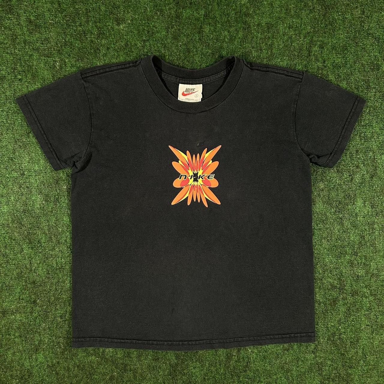 Nike Vintage 80’s Nike Graphic T-Shirt Made In USA Women’s Small Size S / US 4 / IT 40 - 1 Thumbnail