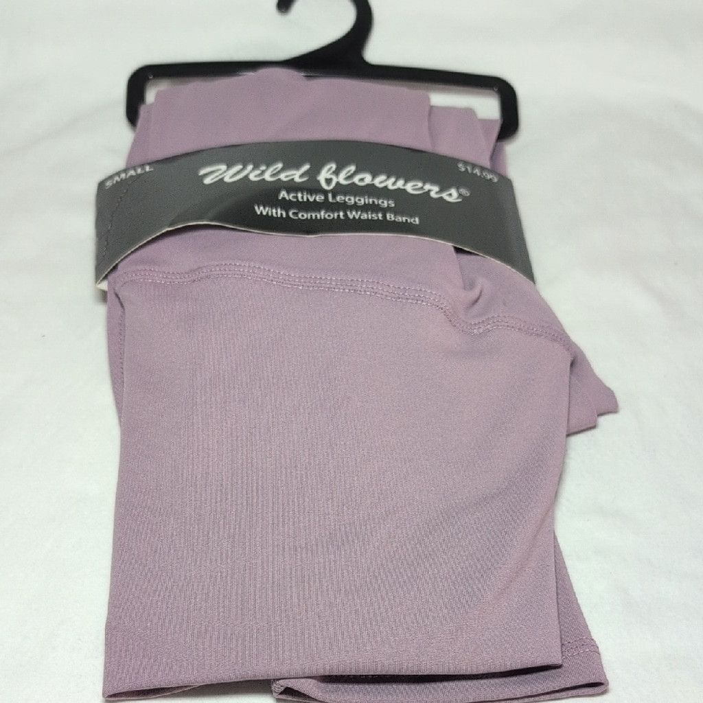 NBDN Nobrandedon Wild Flowers Active Leggings in Lavender Small Size ONE SIZE - 1 Thumbnail