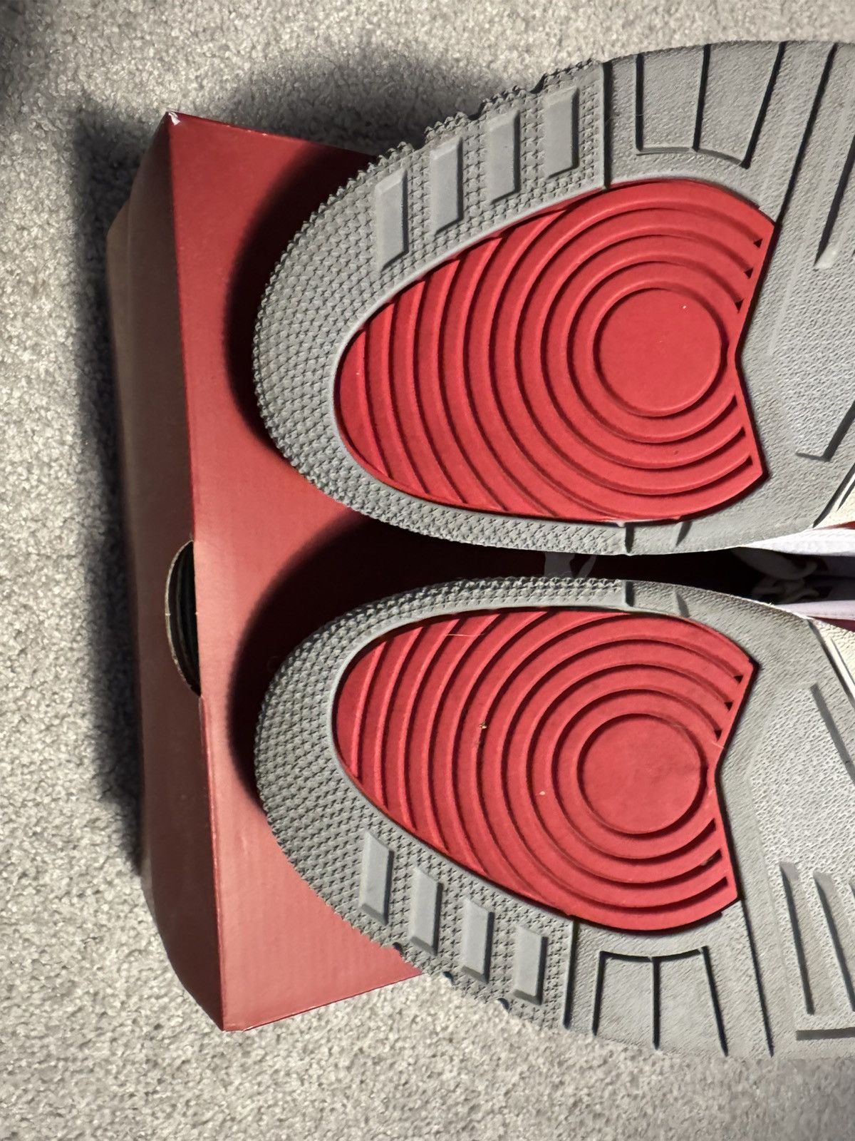 Jordan Brand Jordan 3 Cardinal Red Size US 9.5 / EU 42-43 - 5 Thumbnail