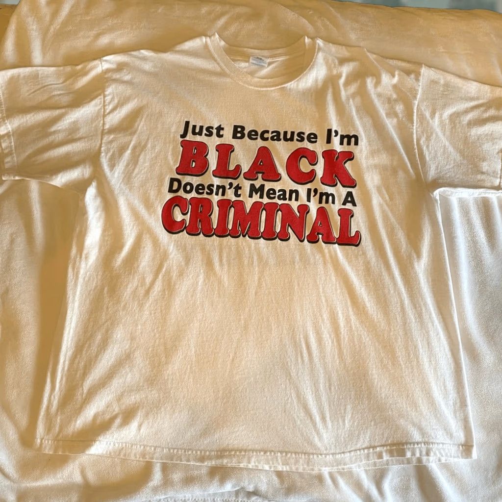 Gildan Gildan T-Shirt Mens Vintage Just Because I’m Black Doesn’t Mean I’m A Criminal Tee White 2XL Size US XXL / EU 58 / 5 - 1 Thumbnail
