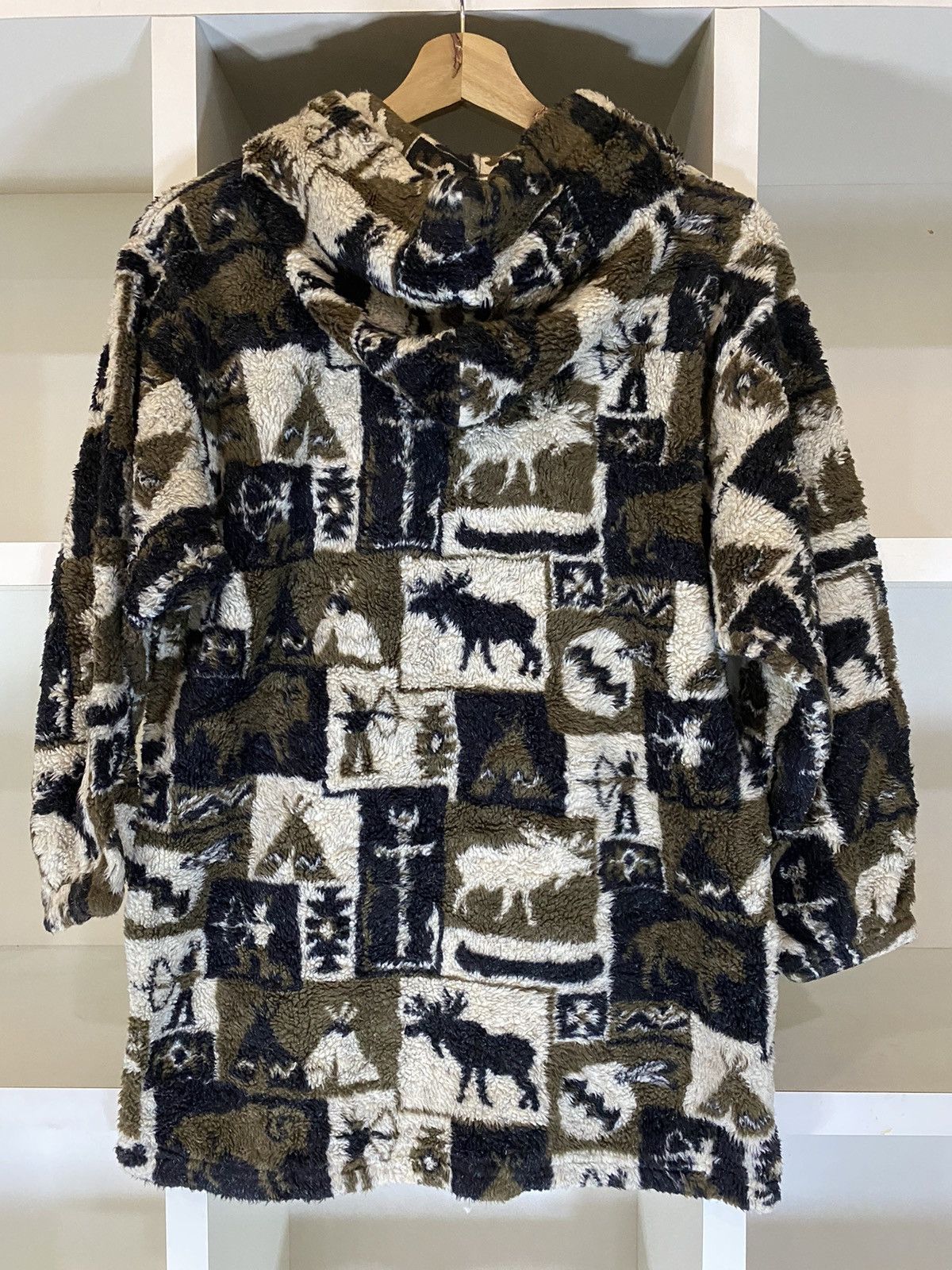 Japanese Brand × Vintage Printed Fleece Hoodie by Flapaoodles Outerwear Size US S / EU 44-46 / 1 - 8 Thumbnail