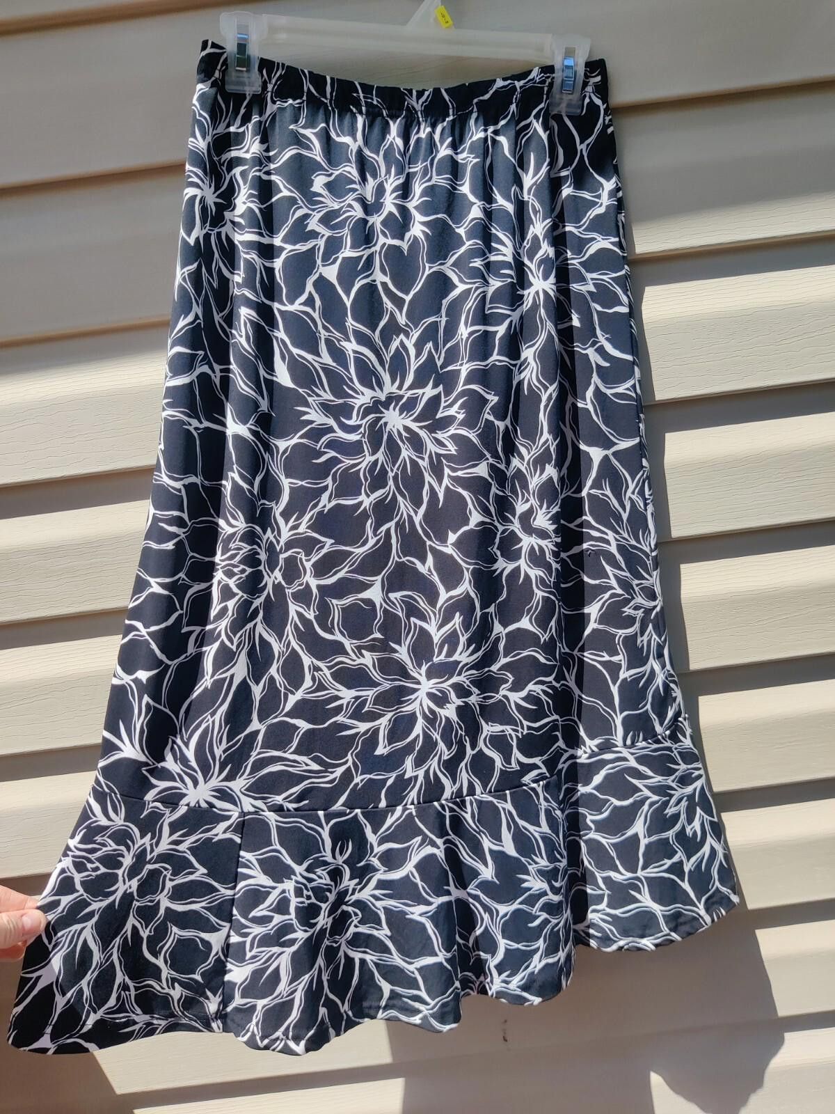 Other Vintage Sag Harbor Stretch Petite Black White Floral Skirt S Size 28" / US 6 / IT 42 - 3 Thumbnail