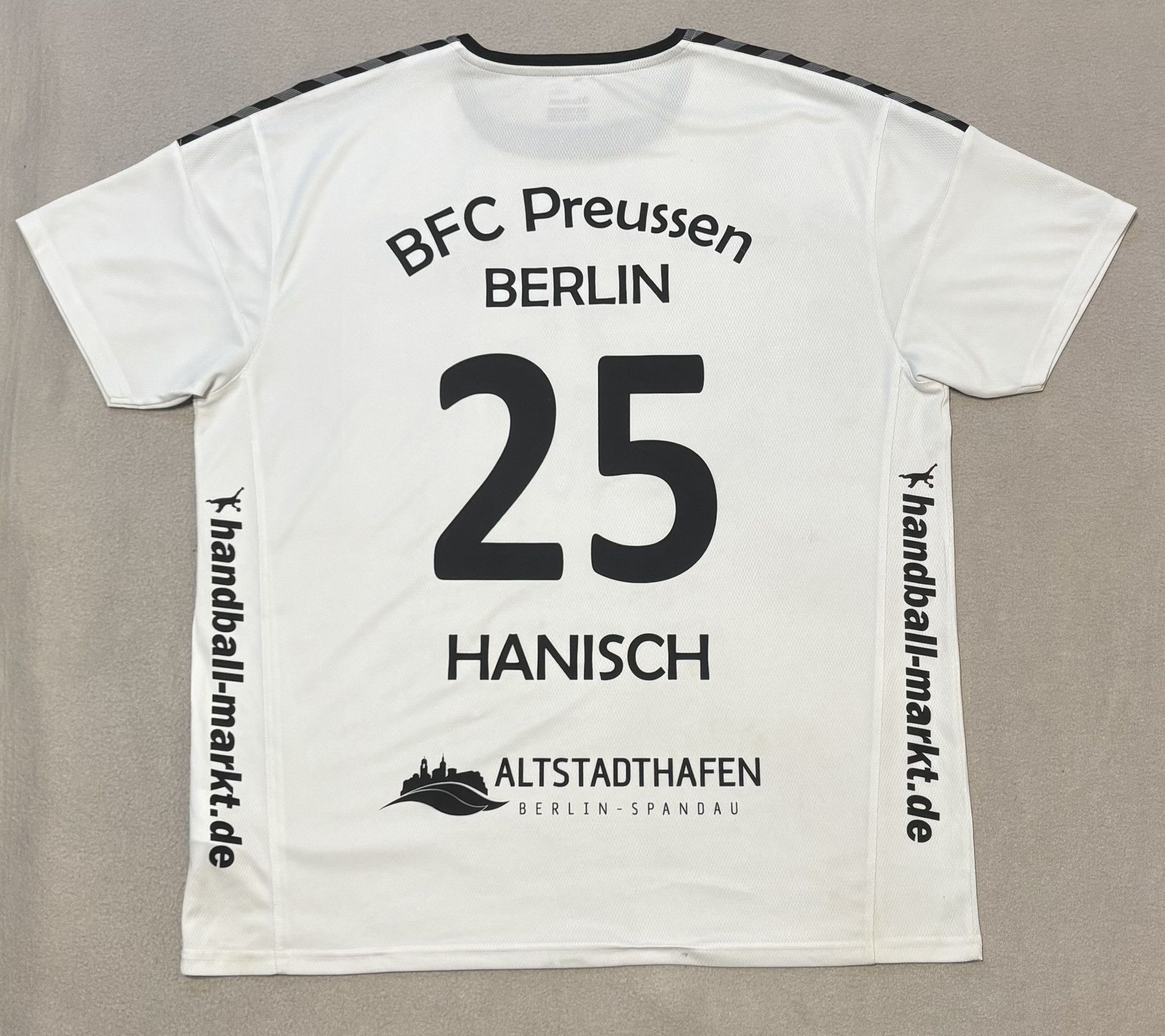 Hummel BFC Preussen Hanish #25 Hummel Handball Jersey Size XXXL Size US XXL / EU 58 / 5 - 13 Thumbnail