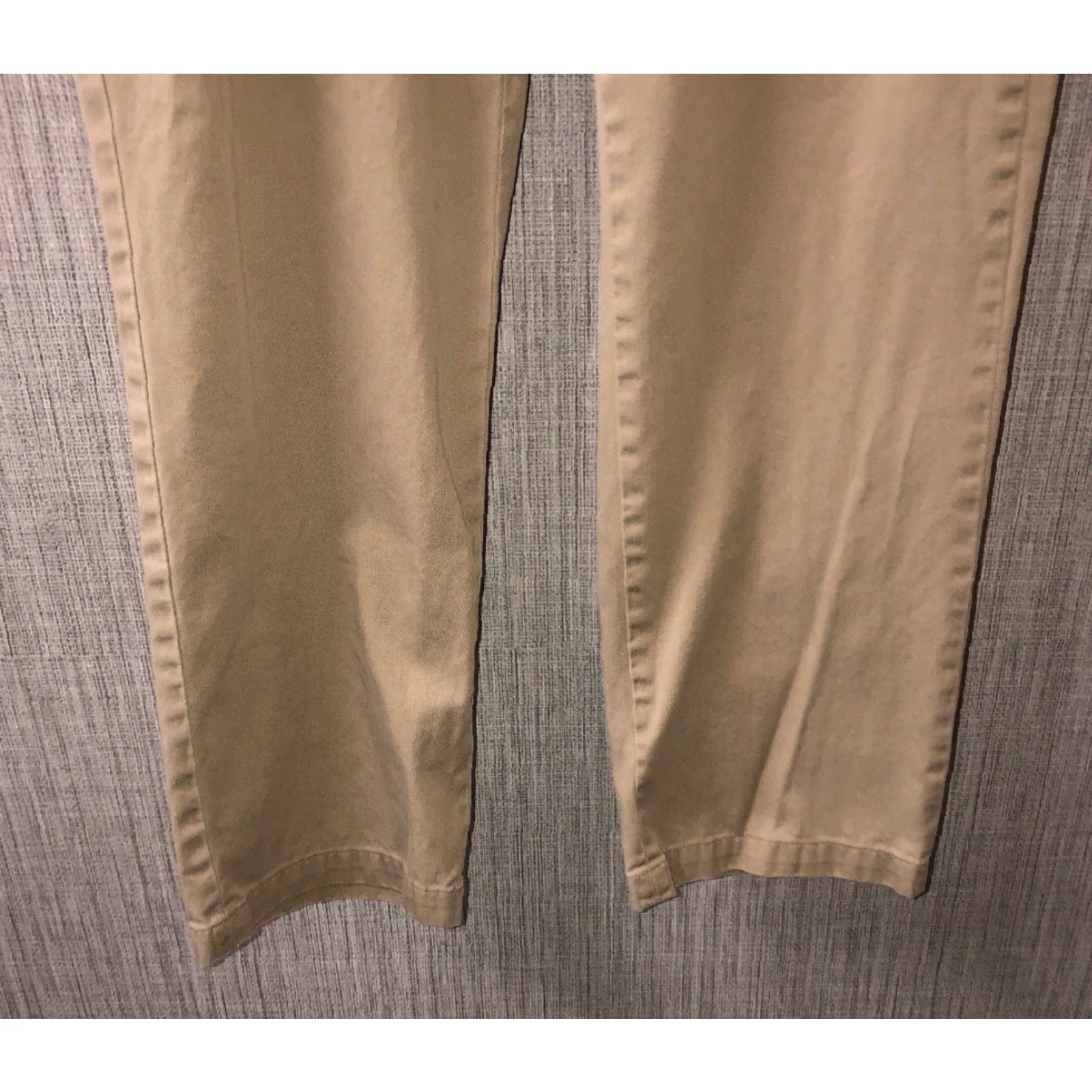 Polo Ralph Lauren Polo Ralph Lauren Pants Mens Beige Classic Fit 36x32 Size 36 Inseam 32 Casual Pants Beige Mens Size US M / EU 48-50 / 2 - 3 Thumbnail