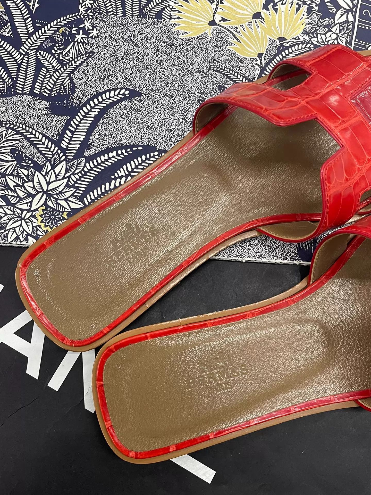 Hermes Hermes Red Crocodile H Slippers 36.5 Size US 6 / IT 36 - 4 Thumbnail