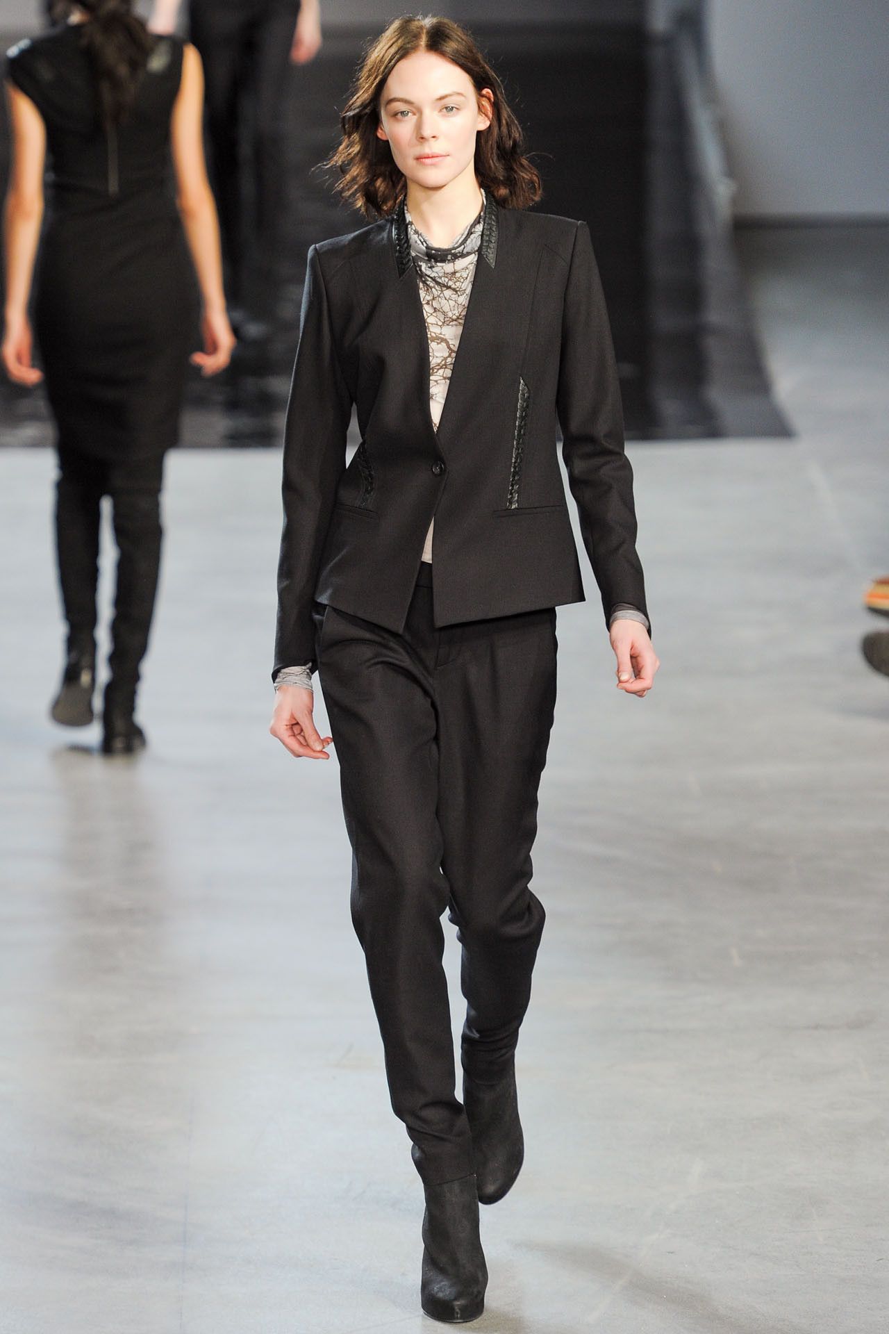 Helmut Lang FW12 Runway black collar white suit jacket Size XS / US 0-2 / IT 36-38 - 7 Thumbnail