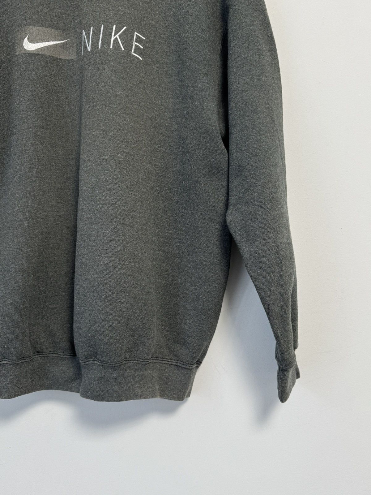 Nike Nike Vintage Sweatshirt 90’S Style Hype Big Logo Size US M / EU 48-50 / 2 - 3 Thumbnail