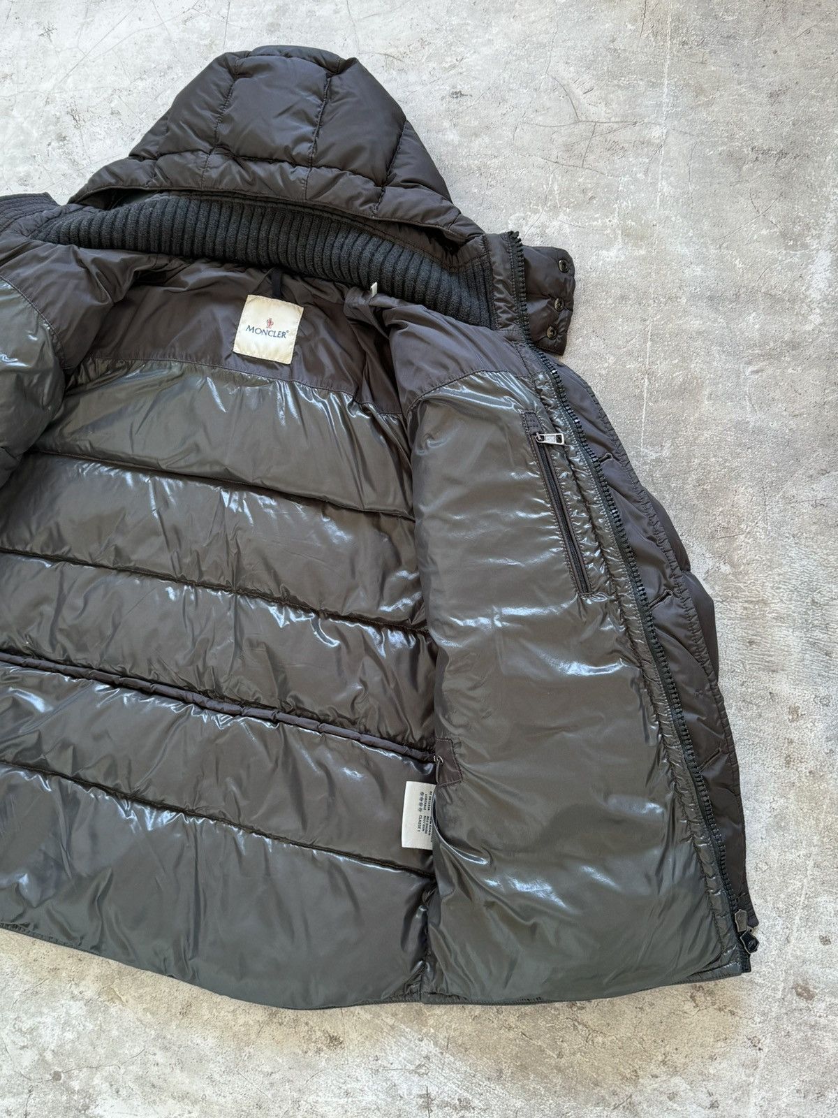 Moncler Moncler Lisbonne giubbotto puffer jacket Size US XL / EU 56 / 4 - 15 Thumbnail