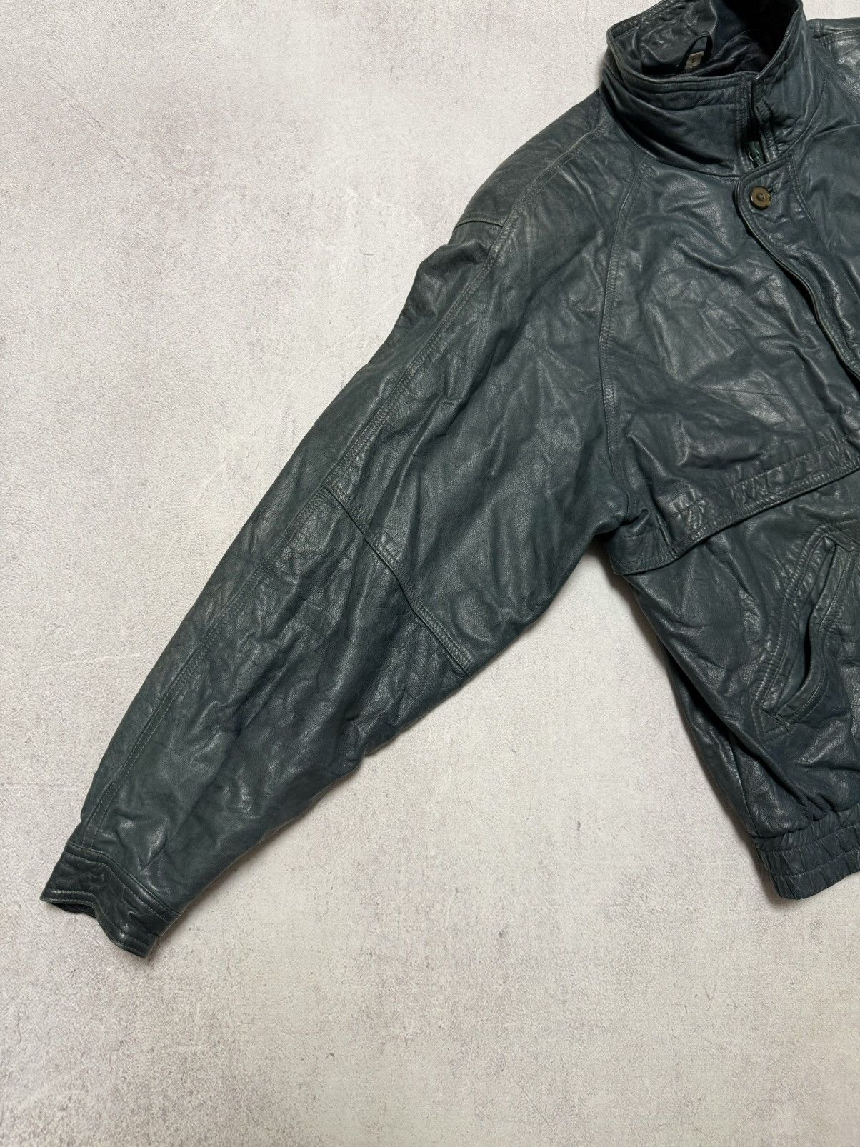 Japanese Brand × Vintage Vintage Leather Jacket Bomber Baggy Amazing Colour Y2K 90s Size US L / EU 52-54 / 3 - 8 Thumbnail