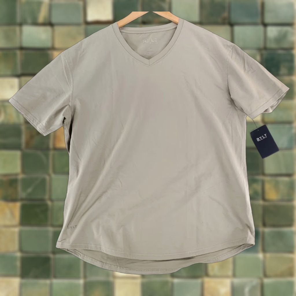 Vintage Bylt Premium Basics Drop Cut V Neck T Shirt Dry Sage Beige Mens XXL NWT NWT Size US XXL / EU 58 / 5 - 1 Thumbnail