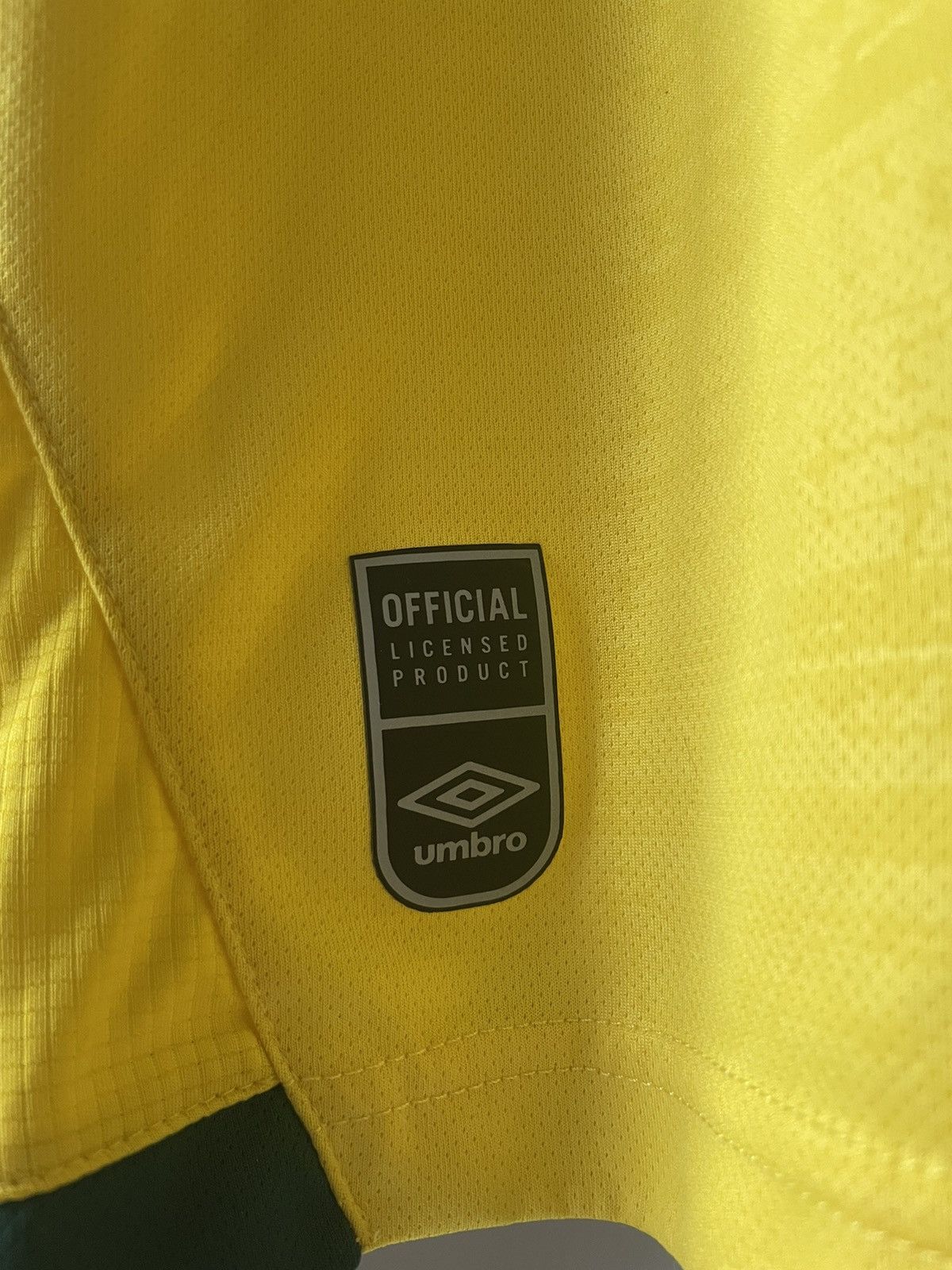 Umbro Umbro Jamaica 2021/2022 Reggae Boyz Soccer Jersey Bob Marley Size US XXL / EU 58 / 5 - 12 Thumbnail