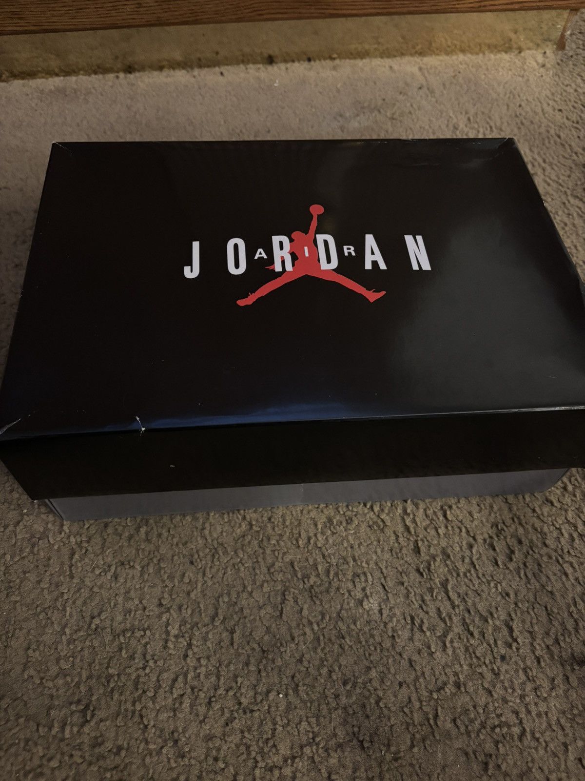 Jordan Brand Jordan 11 “Cherry 2022” Size US 10.5 / EU 43-44 - 12 Thumbnail