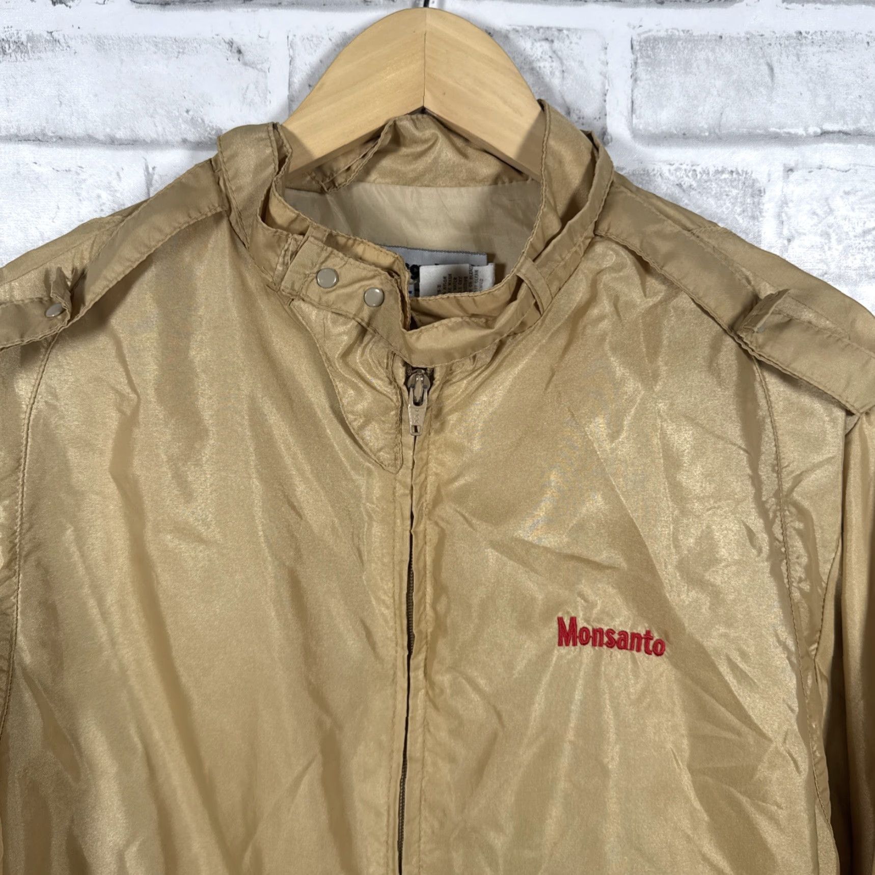 Vintage Swingster Beige VTG Full Zip Jacket Mens Size L Monsanto Windbreaker Nylon Outer Shell Regular Size US L / EU 52-54 / 3 - 2 Thumbnail