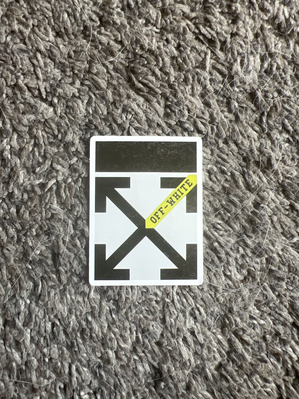Off-White Off-White Crossed Arrows Sticker Size ONE SIZE - 1 Thumbnail