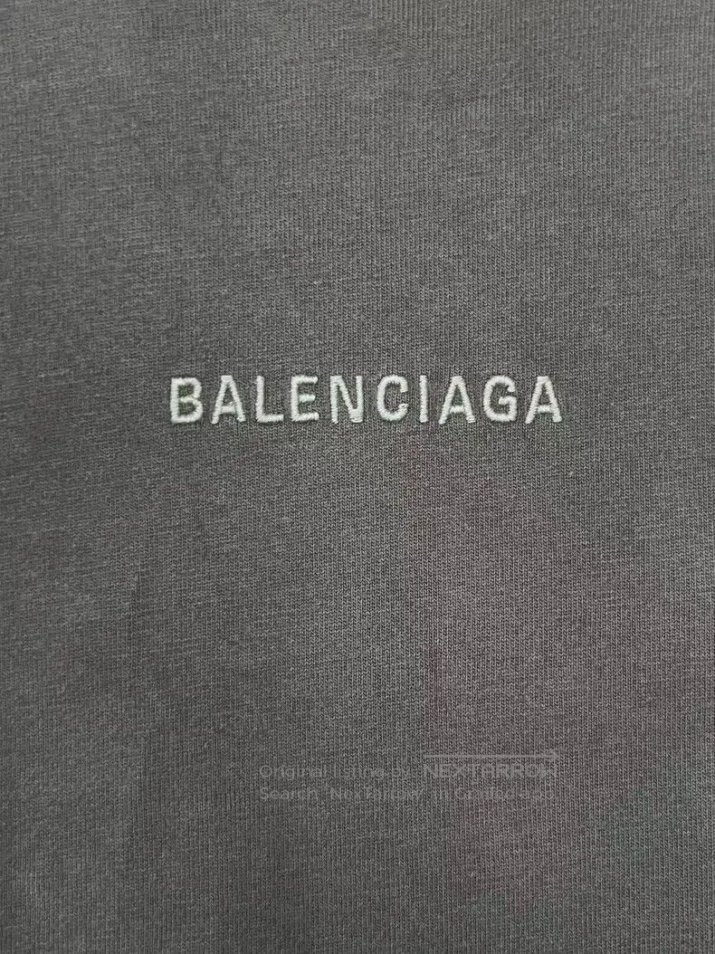 Balenciaga Balenciaga Letter Logo Printed Round Neck Short Sleeve T-S Size US XS / EU 42 / 0 - 3 Thumbnail