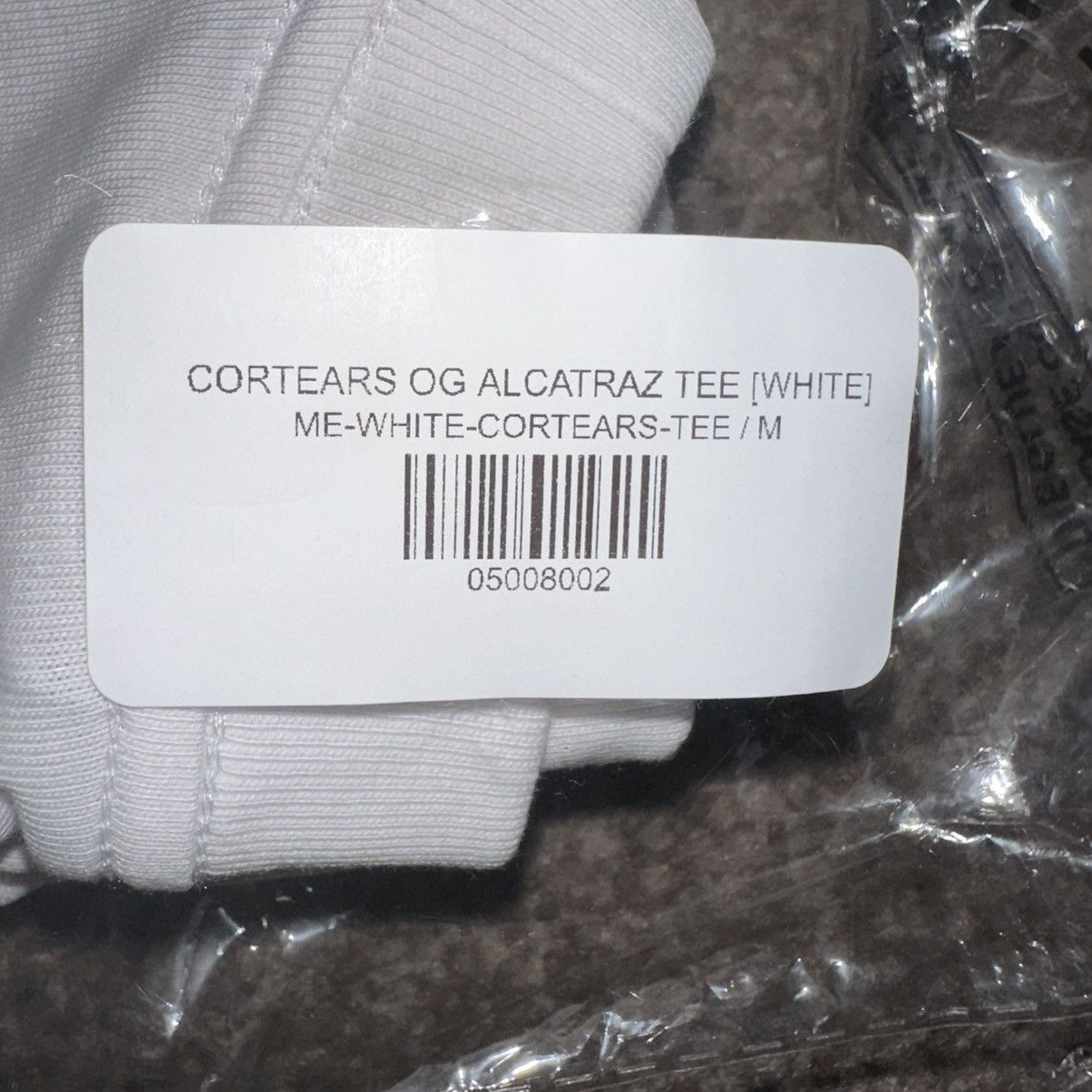Corteiz Corteiz X Denim Tears Cortears OG Alcatraz Tee White Size M Size US M / EU 48-50 / 2 - 10 Thumbnail