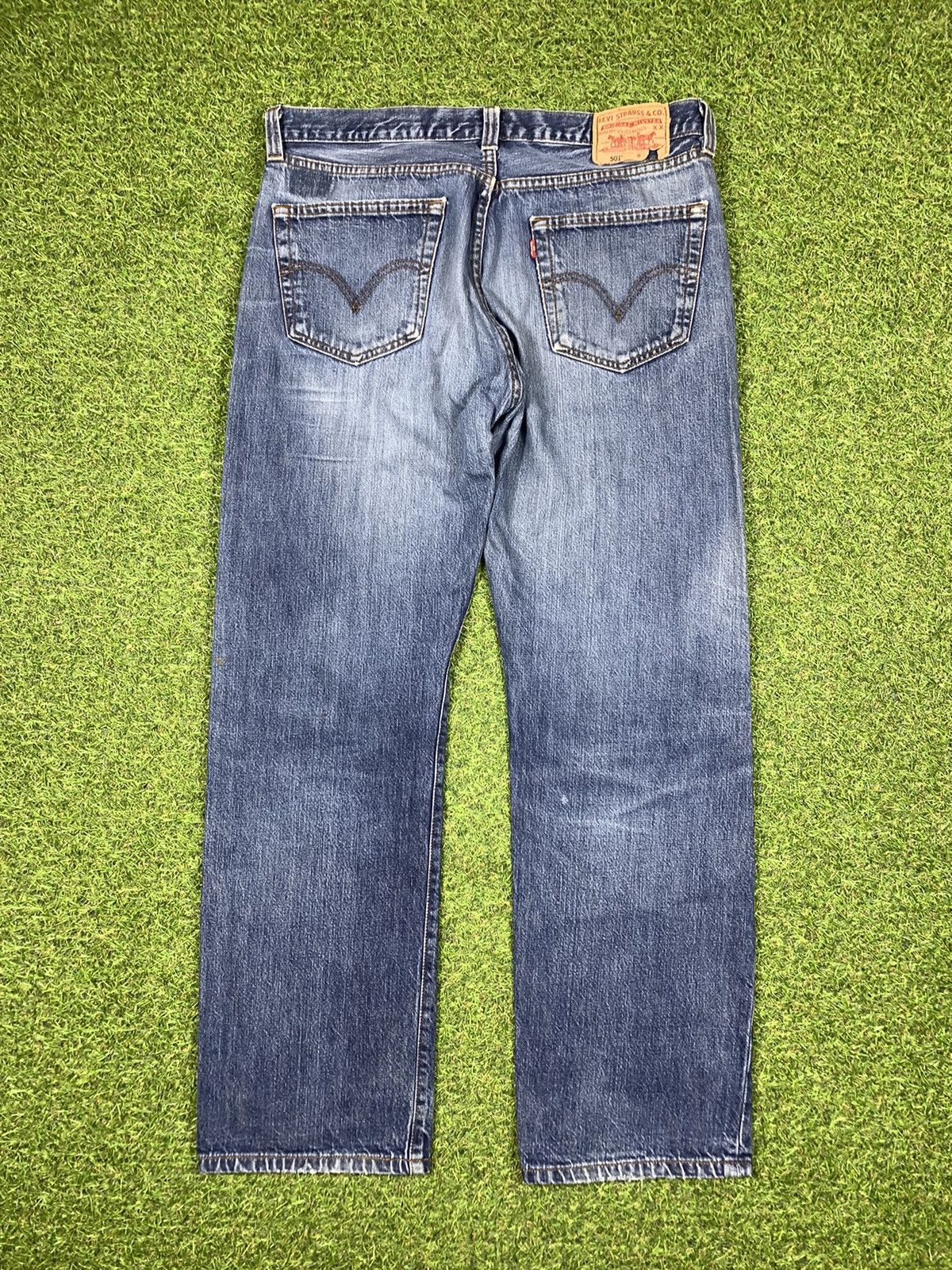Levi's × Vintage Vintage Levi’s 501 jeans denim streetwear style size 36x32 Size US 36 / EU 52 - 1 Thumbnail