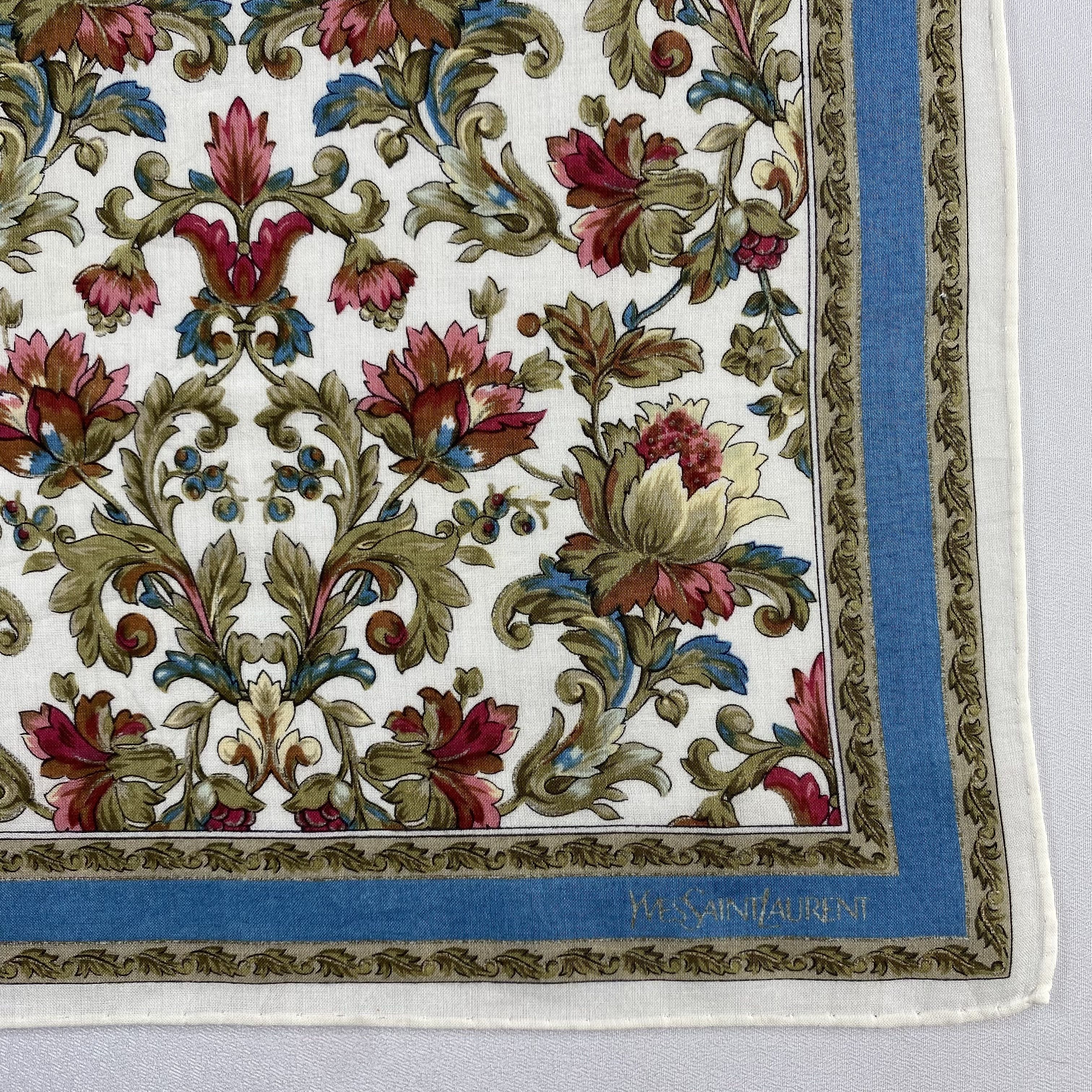 Vintage Yves Saint Laurent Bandana/ Handkerchief / Neckerchief-P1804 Size ONE SIZE - 3 Thumbnail