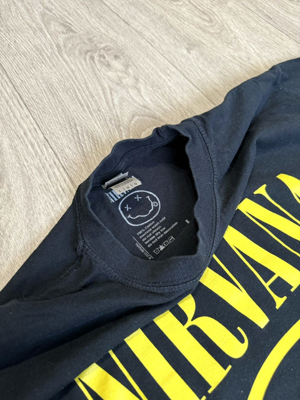 Band Tees 🔷Nirvana Big logo T-shirt🔷 Size US L / EU 52-54 / 3 - 3 Thumbnail