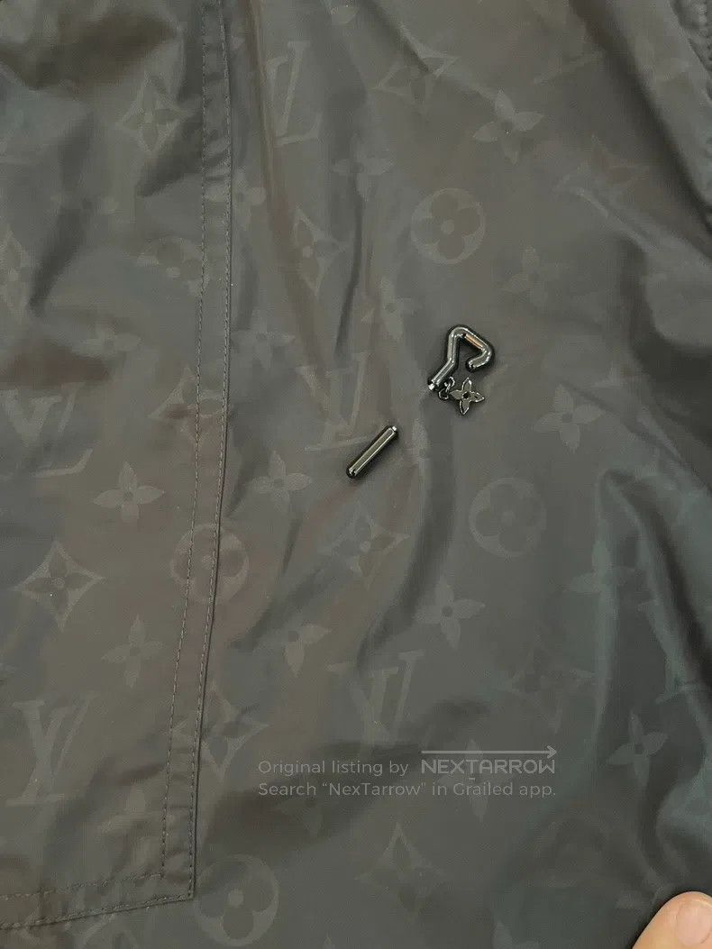 Louis Vuitton Louis Vuitton Full logo design jacket Size US S / EU 44-46 / 1 - 5 Thumbnail