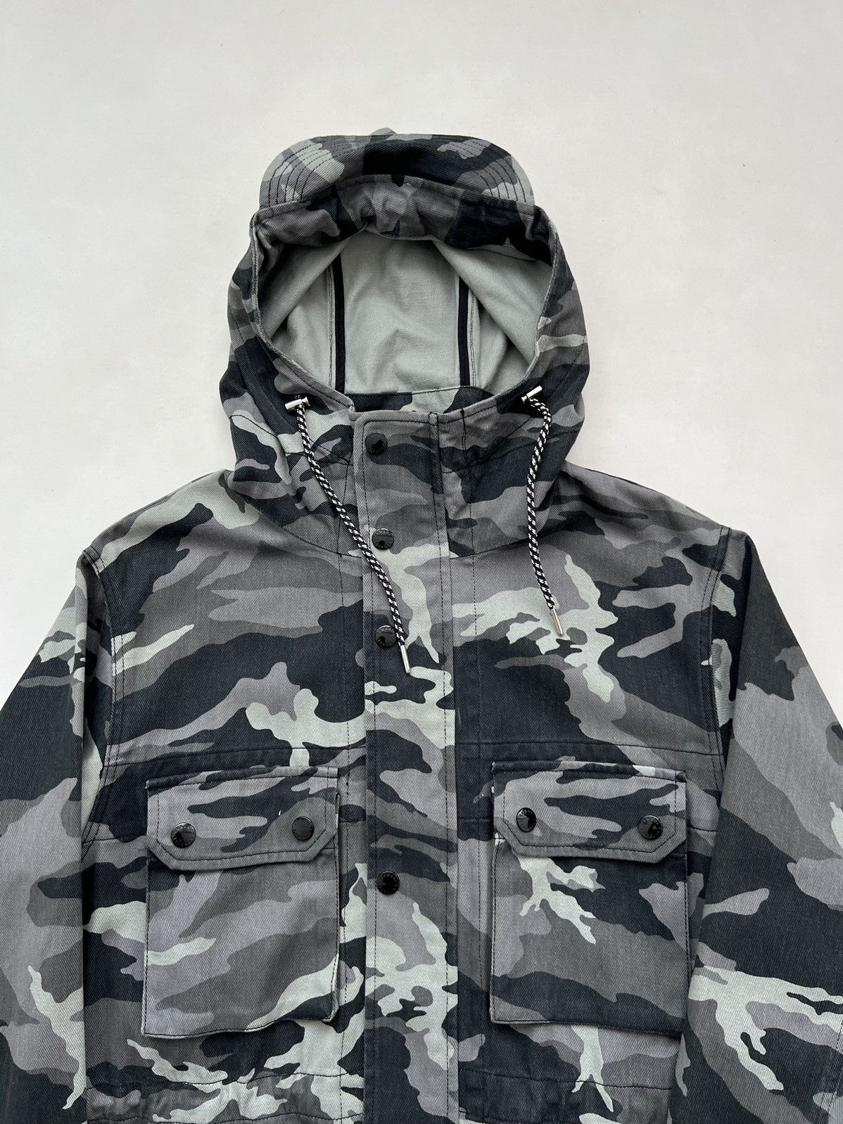 Armani × Armani Exchange × Emporio Armani Armani Exchange F/W18 Arctic Camo Military Multipocket Parka Size US M / EU 48-50 / 2 - 7 Thumbnail