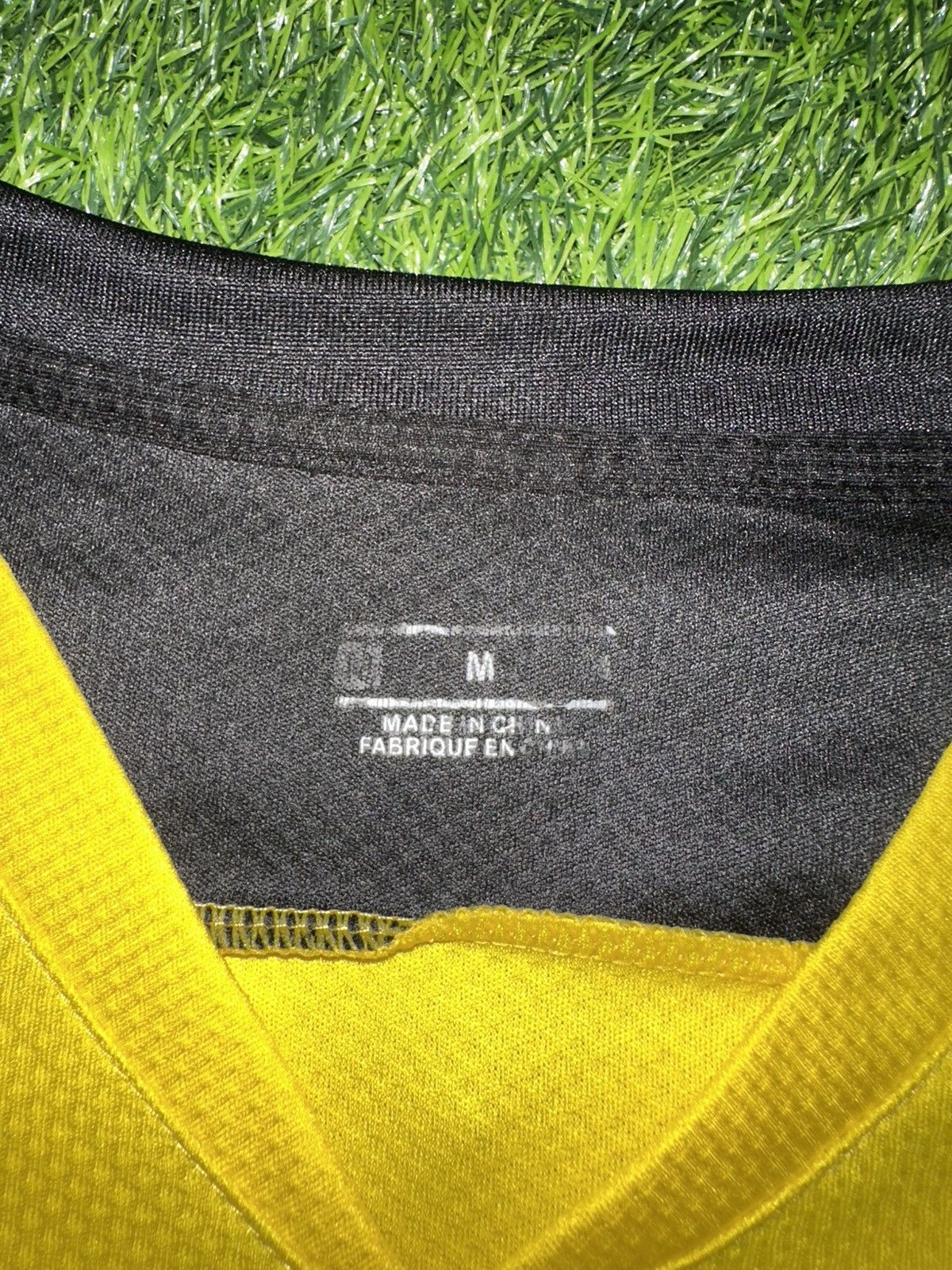 Other Bvb Borussia Dortmund Jersey Size Medium Size US M / EU 48-50 / 2 - 4 Thumbnail