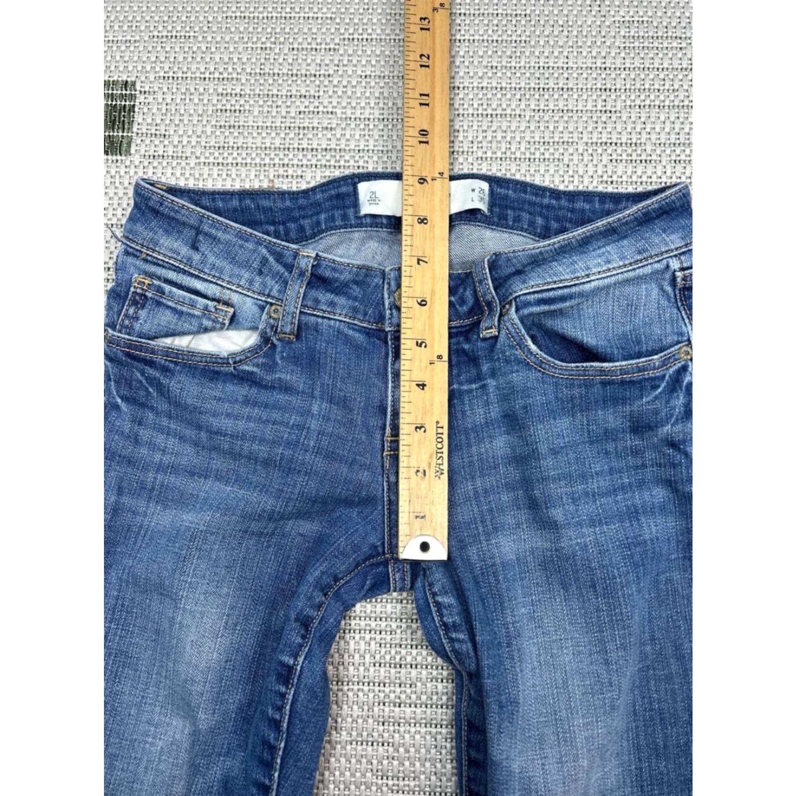 Abercrombie & Fitch Abercrombie & Fitch Jeans Womens 26 Tall Light Wash Denim Low Rise Slim Fit 90s Blues Boys Womens Size 26" / US 2 / IT 38 - 4 Thumbnail