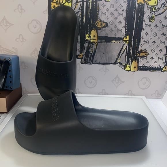 Balenciaga New Balenciaga WOMEN'S CHUNKY SLIDE SANDAL IN BLACK rubber S Size US 10.5 / IT 40.5 - 10 Thumbnail