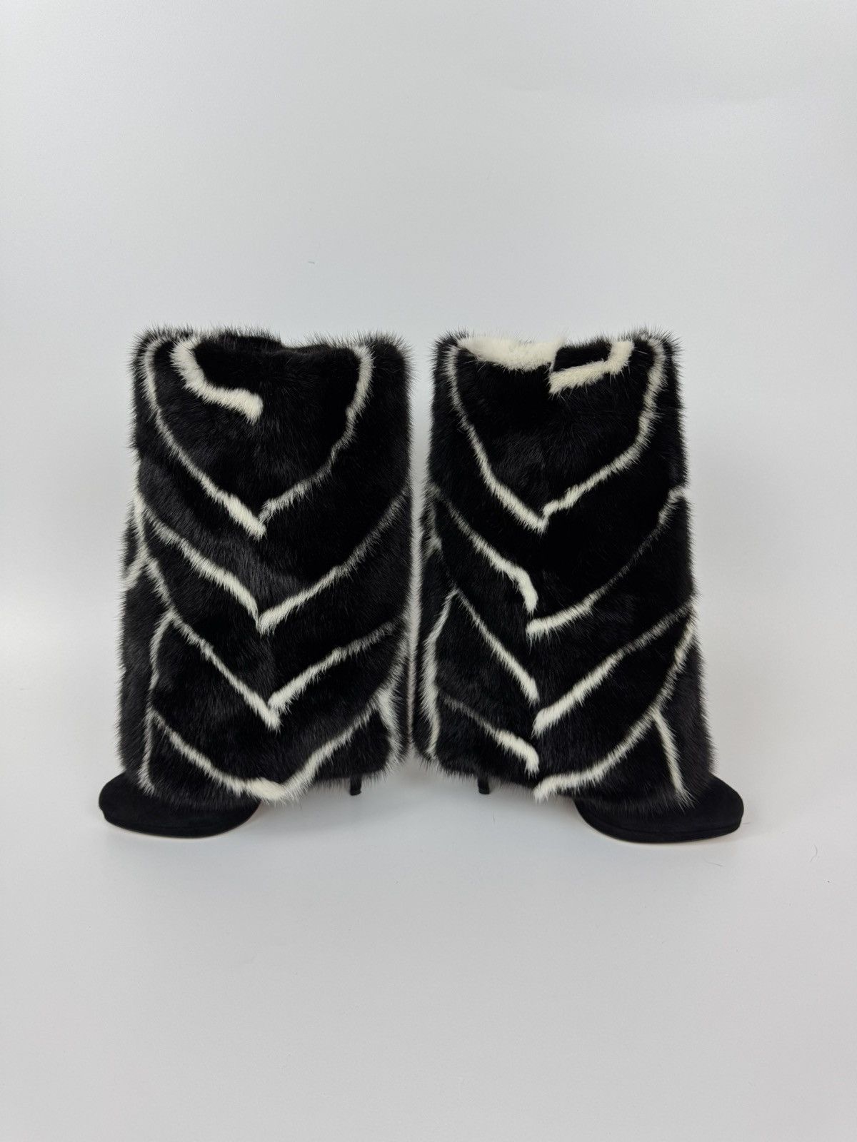 Casedei CASADEI Grey Fur Mid Calf Boots Stiletto Heels Avant Garde Size US 10 / IT 40 - 3 Thumbnail