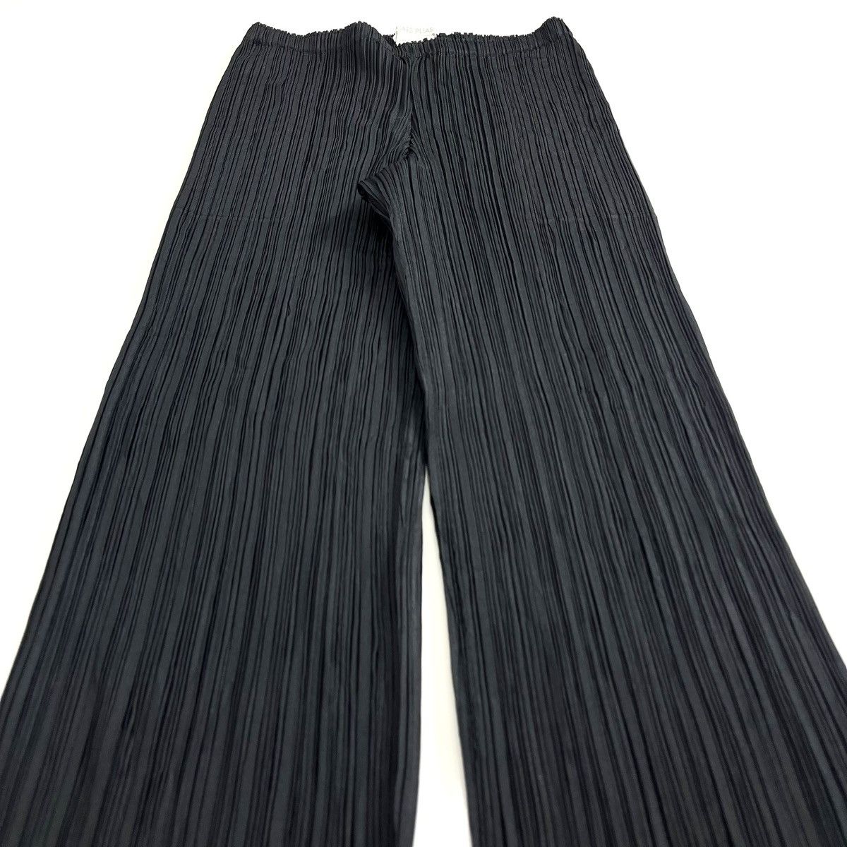 Pleats Please Issey Miyake Vintage Pleats Please by Issey Miyake Pants Size US 27 - 14 Thumbnail