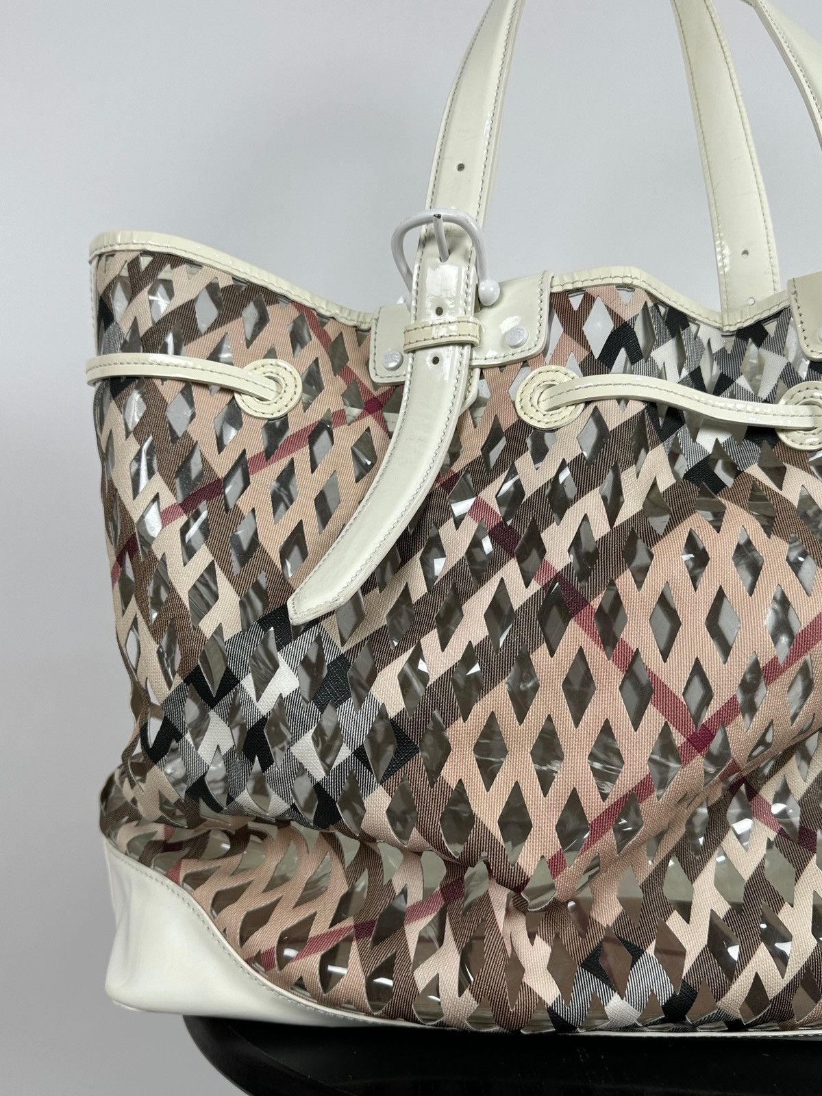 Burberry Vintage Burberry Supernova Check Net Bucket PVC Shoulder Bag Size ONE SIZE - 10 Thumbnail