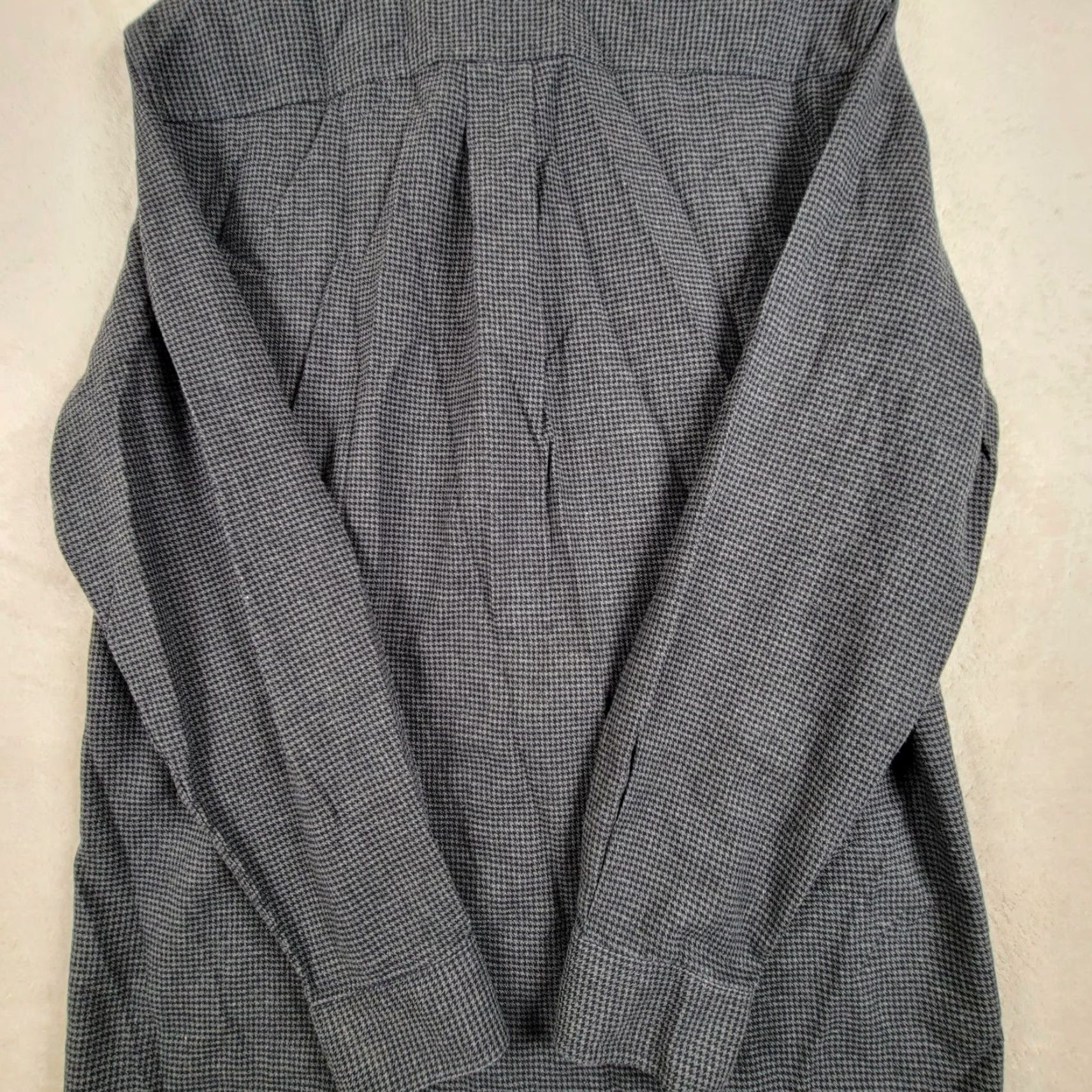 Vintage LL Bean Men's S Heavy Houndstooth Button Down Shirt Gray/Blk Long Sleeve Cotton Size US S / EU 44-46 / 1 - 5 Thumbnail