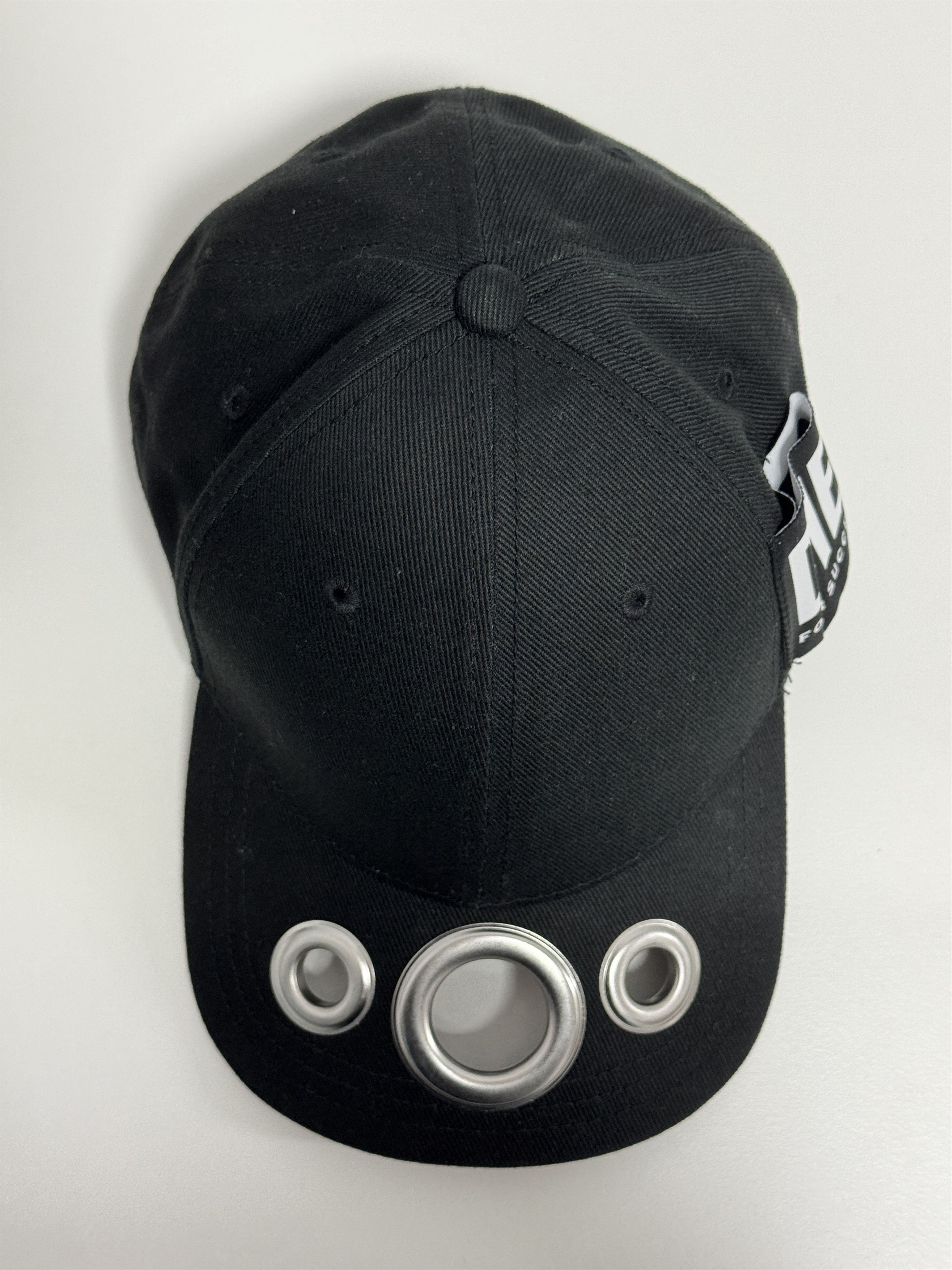 Diesel DIESEL Triple-Hole Brim Cap – Rare Overseas Model Size ONE SIZE - 3 Thumbnail