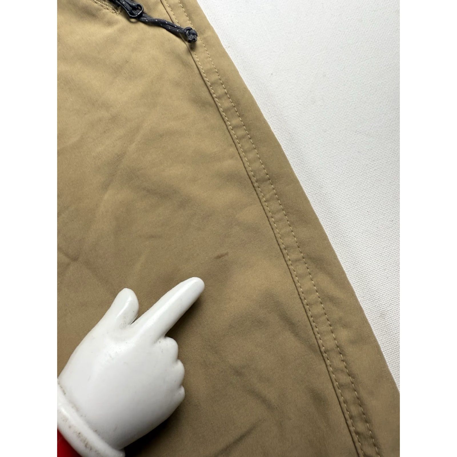 Vintage Columbia Cargo Shorts Hiking Flat Front Beige 42 Regular Men Size 42 Beige Tan Khaki Crew? Size US 42 / EU 58 - 4 Thumbnail