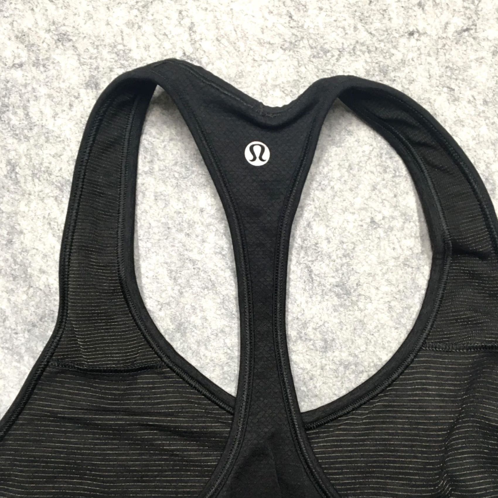 Lululemon Lululemon Tank Top Womens 6 Black Seamless Racerback Running Yoga No Pads Tank Top Ladies 6 Black Seamless Racerback Nike Size M / US 6-8 / IT 42-44 - 4 Thumbnail