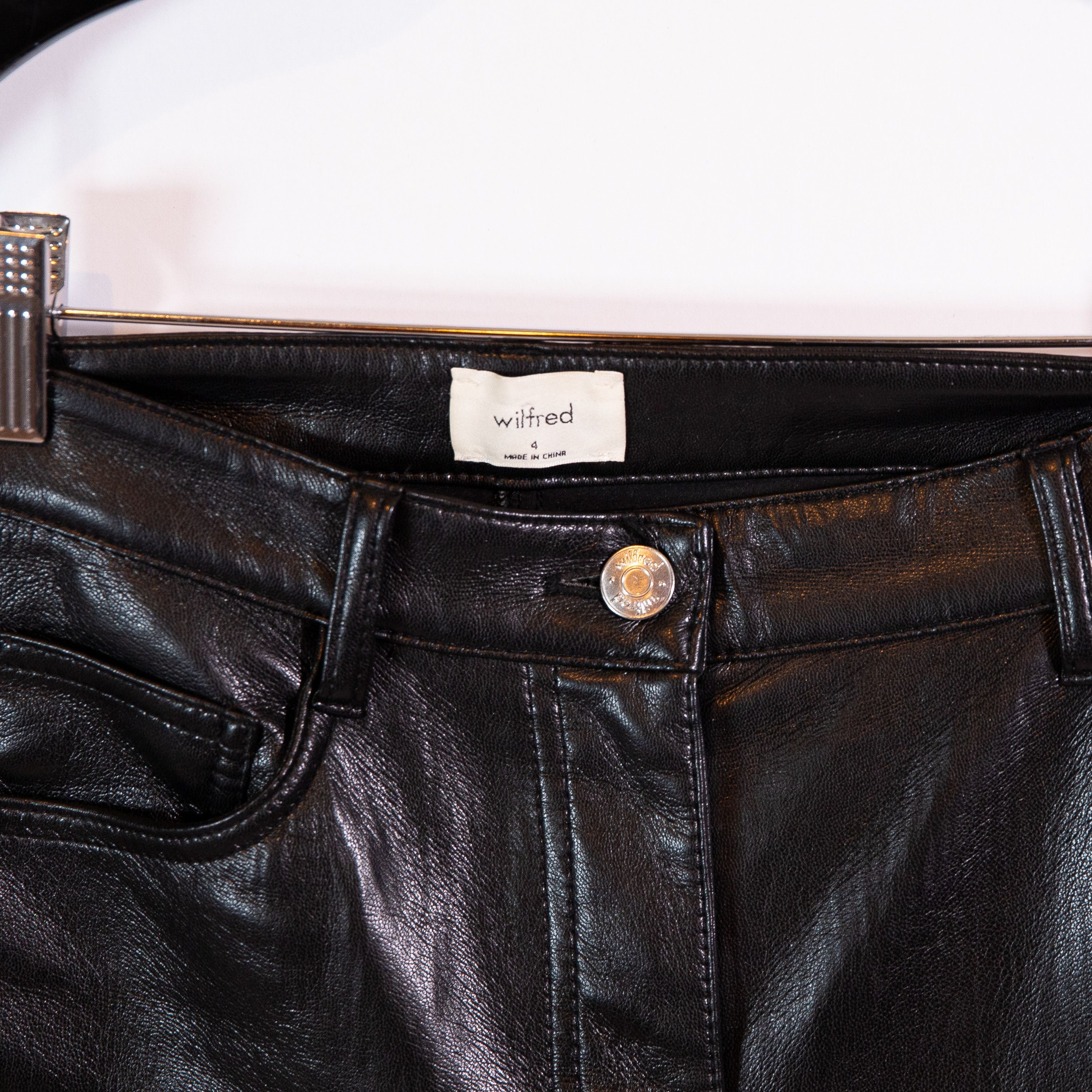 Aritzia Wilfred Aritzia The Melina Faux Vegan Leather Size 27" / US 4 / IT 40 - 2 Thumbnail