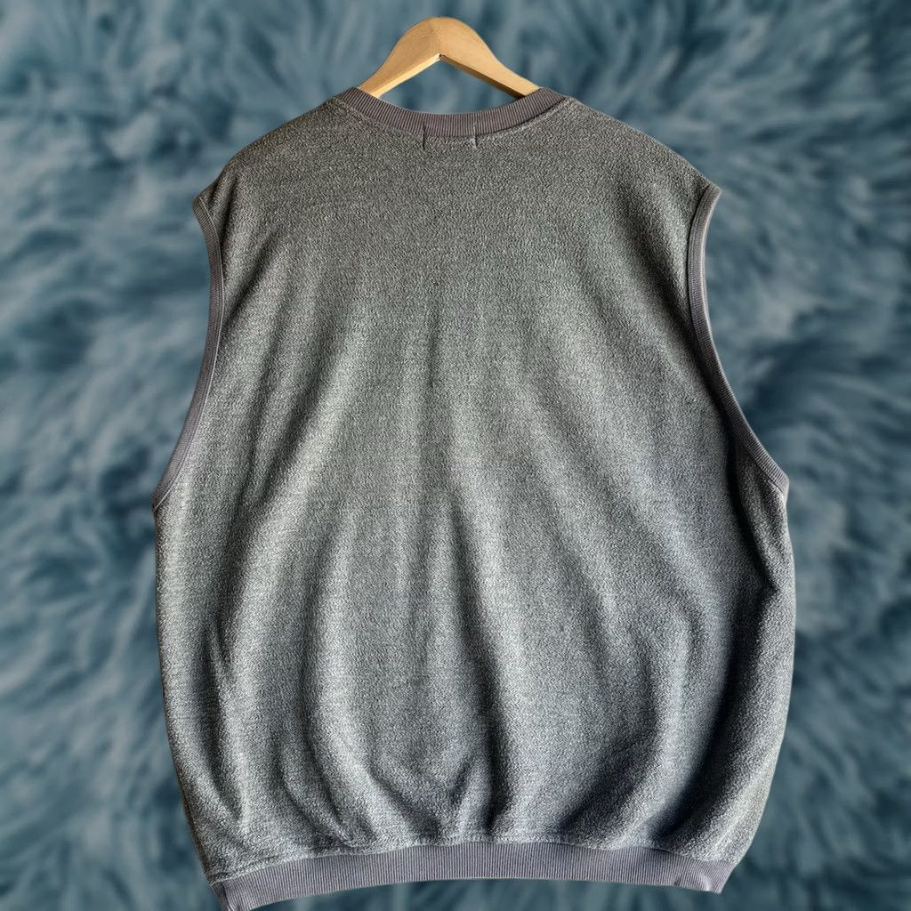 Vintage Ashworth Mens Gray Cotton Knit Vest V-Neck Pullover XL Golf Knit Sweater Pullover Casual Men Regular Size XL Gray V-Neck Ashworth Size US XL / EU 56 / 4 - 1 Thumbnail