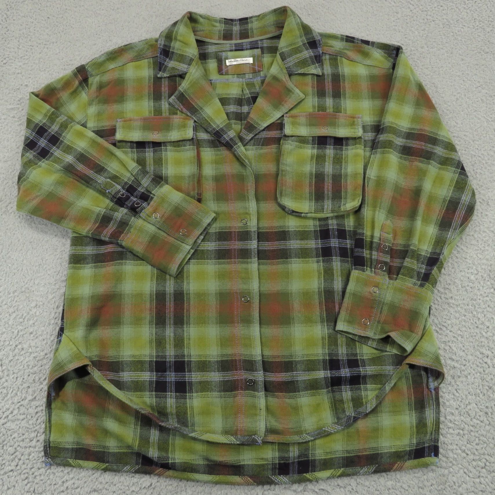 Vintage We The Free Top Womens Large Olive Plaid Oversized Cargo Snap Shacket Cozy Camp Size L / US 10 / IT 46 - 2 Thumbnail
