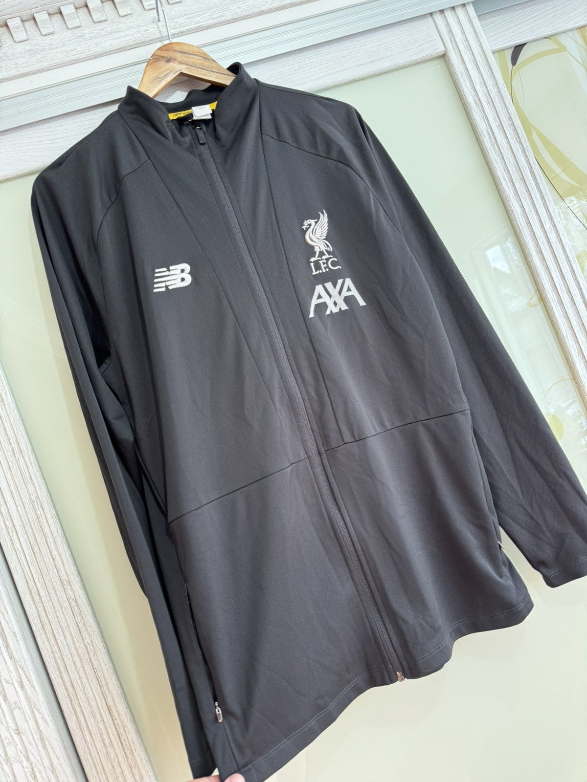 New Balance Liverpool 2019-2020 Soccer Training 1/4 Zip Top Football Kit Size US XL / EU 56 / 4 - 4 Thumbnail