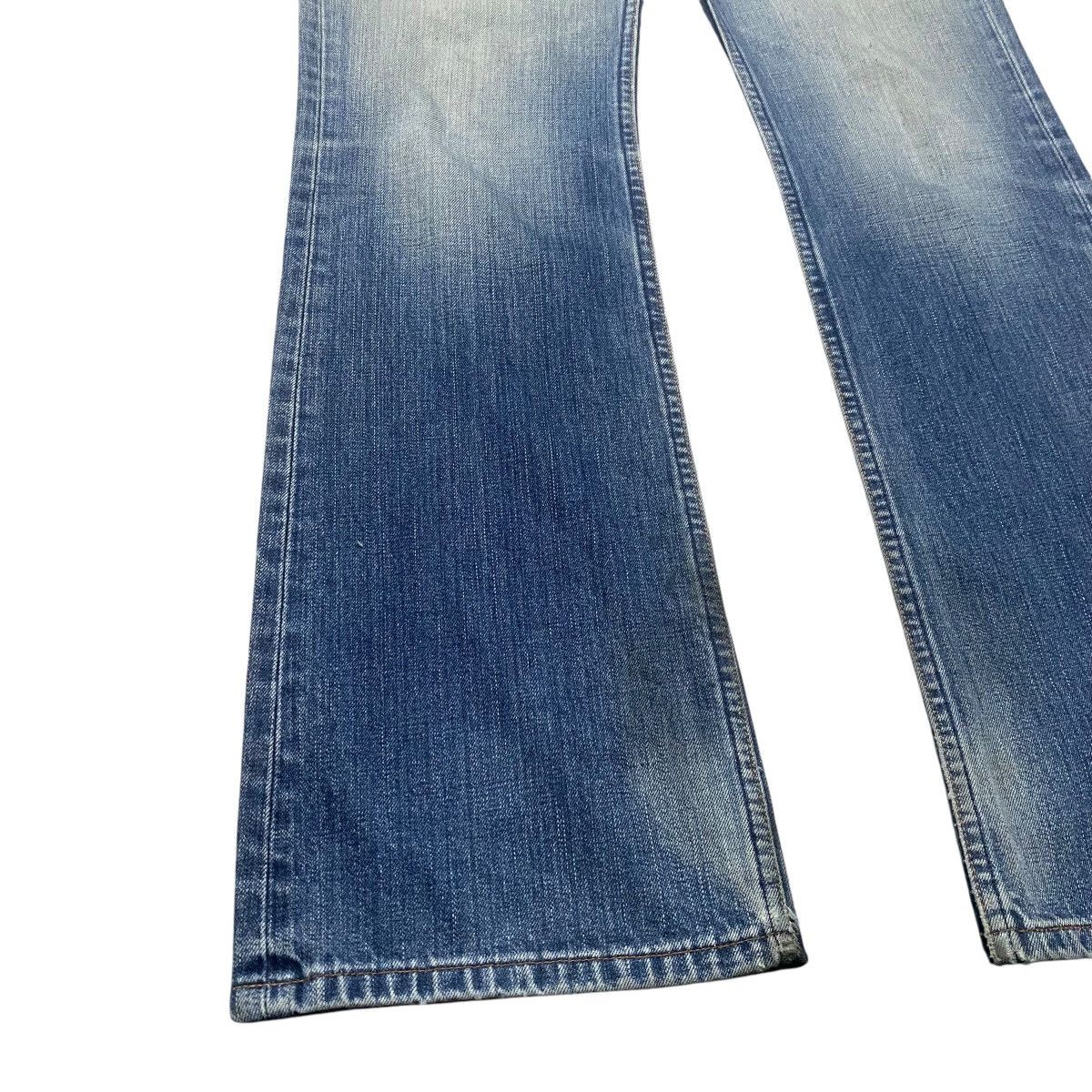 Levi's Vintage Levis 517 Faded Blue Flare Jeans Size US 32 / EU 48 - 7 Thumbnail