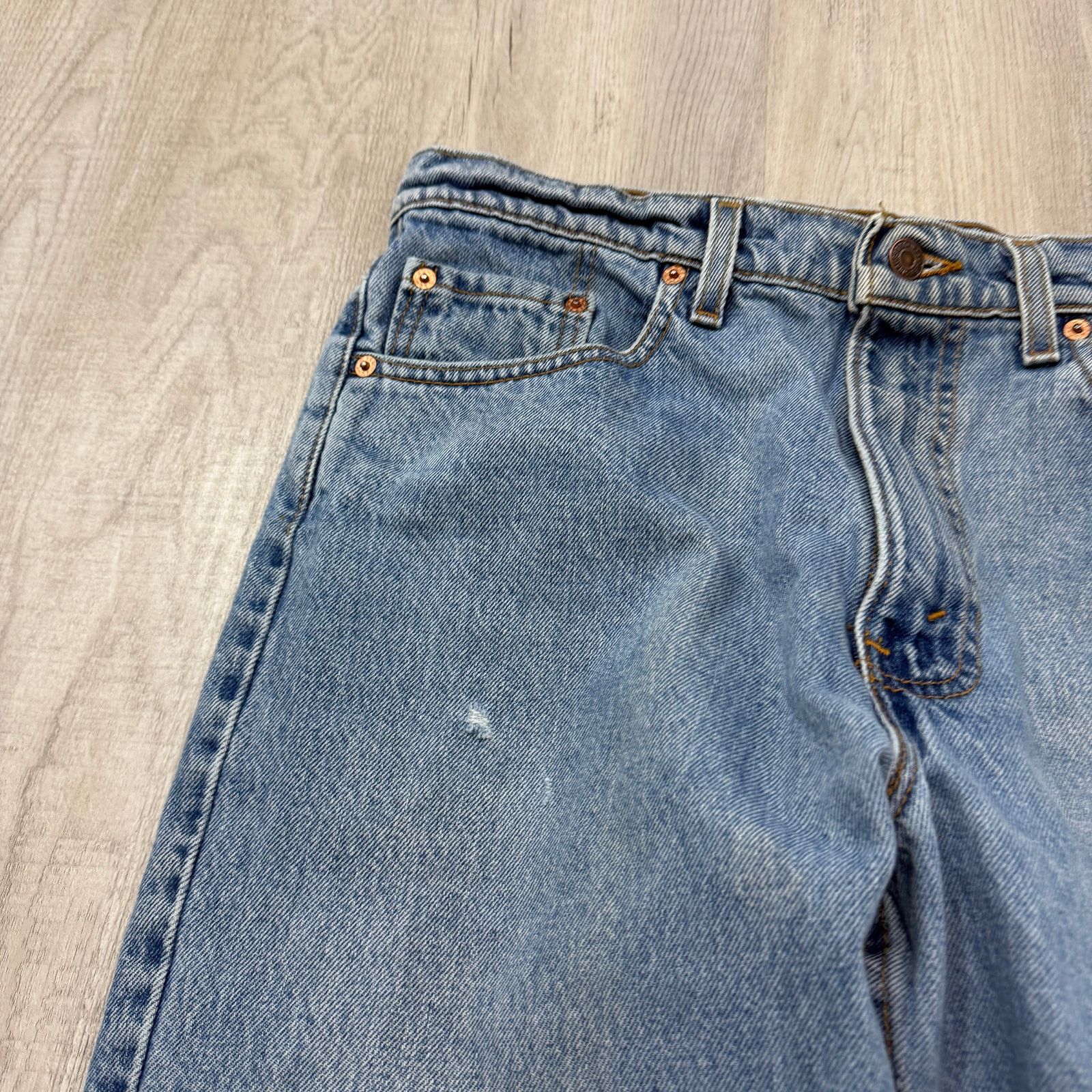Levi's Vintage Levis 550 Jeans Men's 34x31 Blue Relaxed Denim 90s Size US 34 / EU 50 - 4 Thumbnail